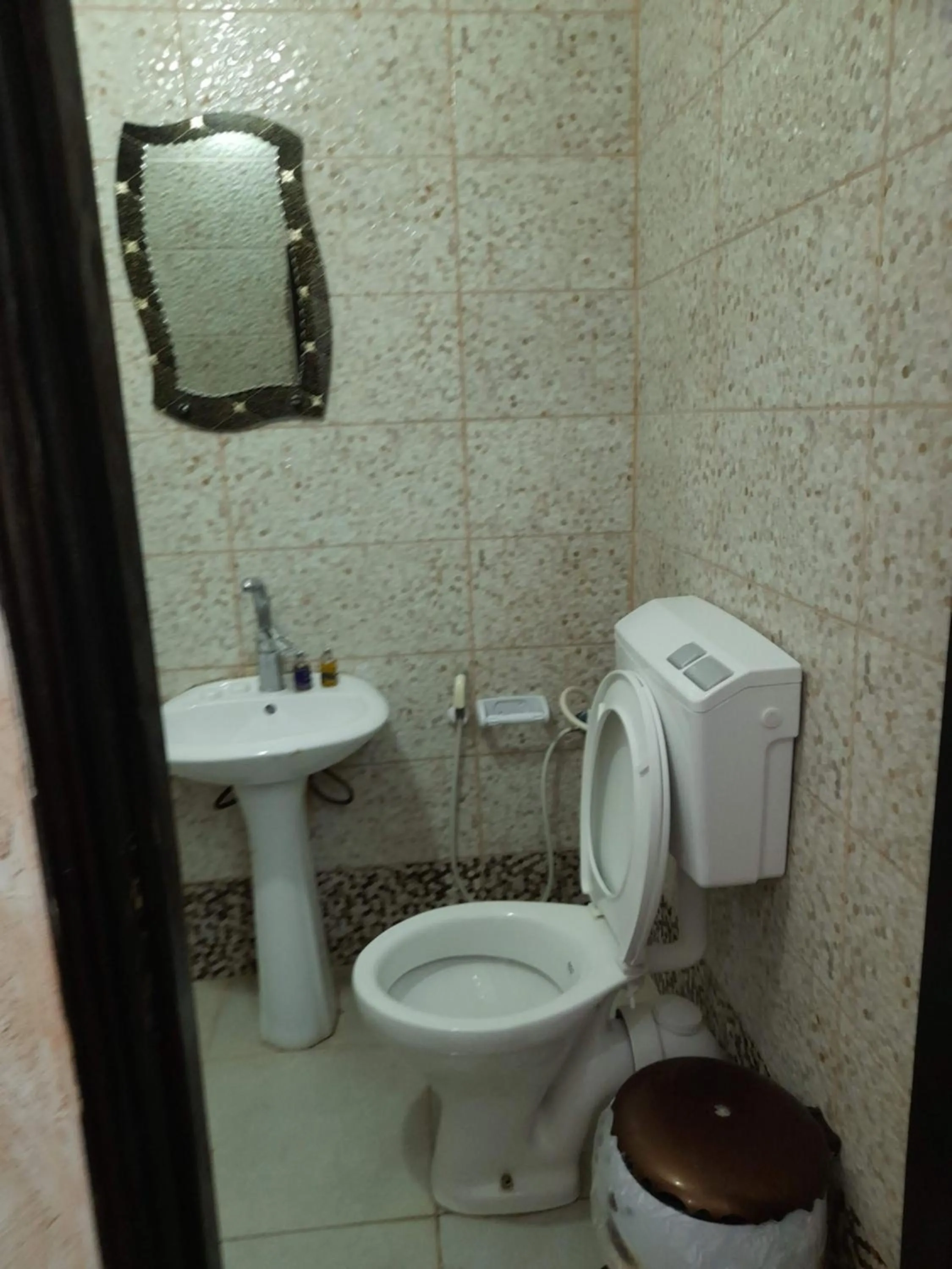 Shower in Magtas Hotel