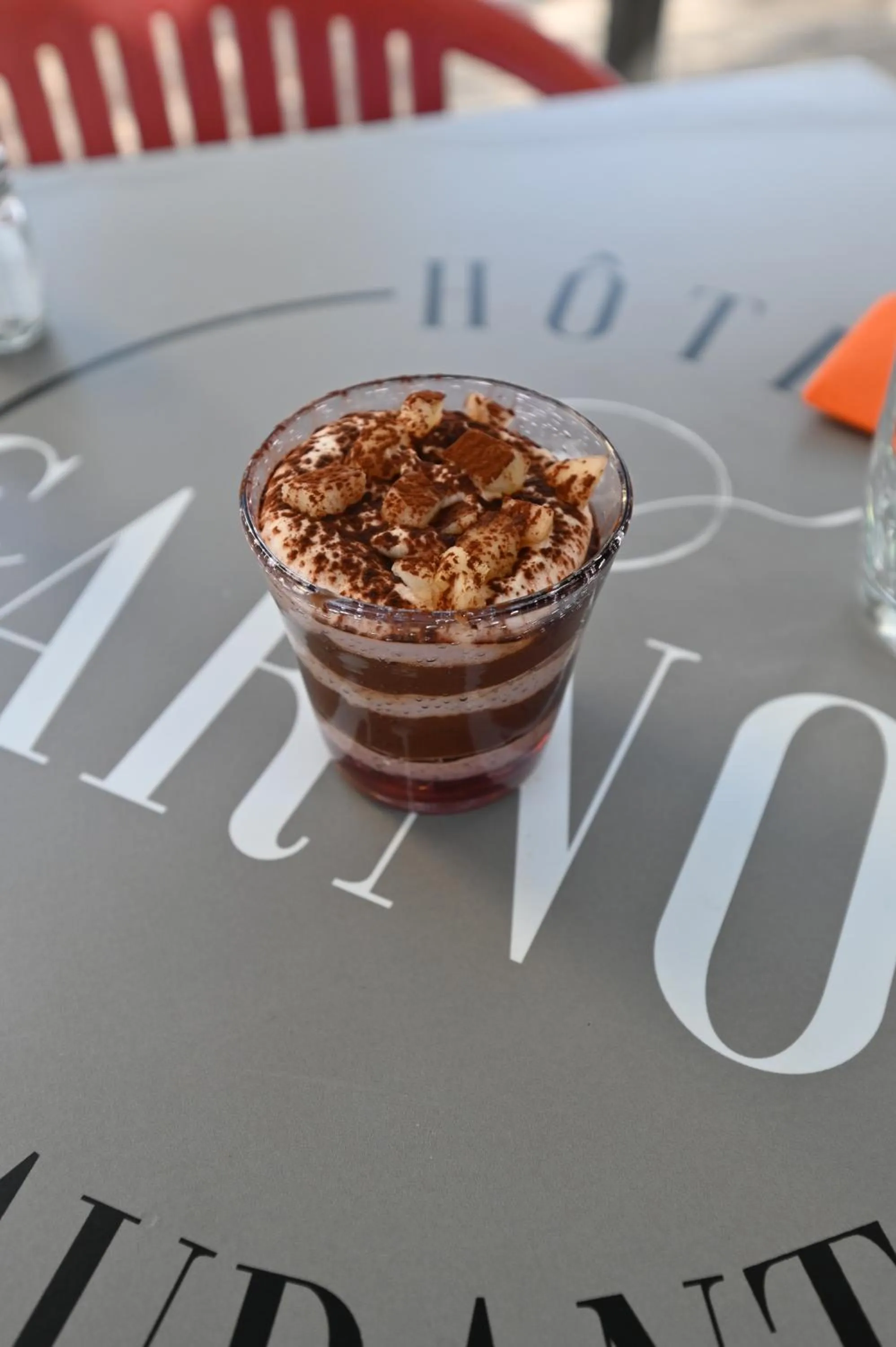 Restaurant/places to eat in Logis Hotel & Restaurant Le Carnot