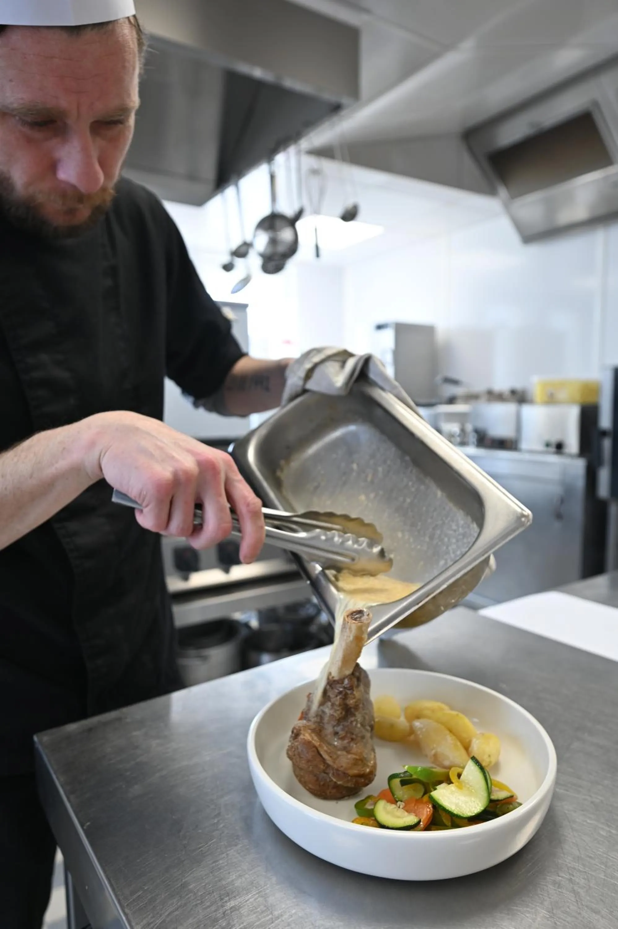 Food in Logis Hotel & Restaurant Le Carnot