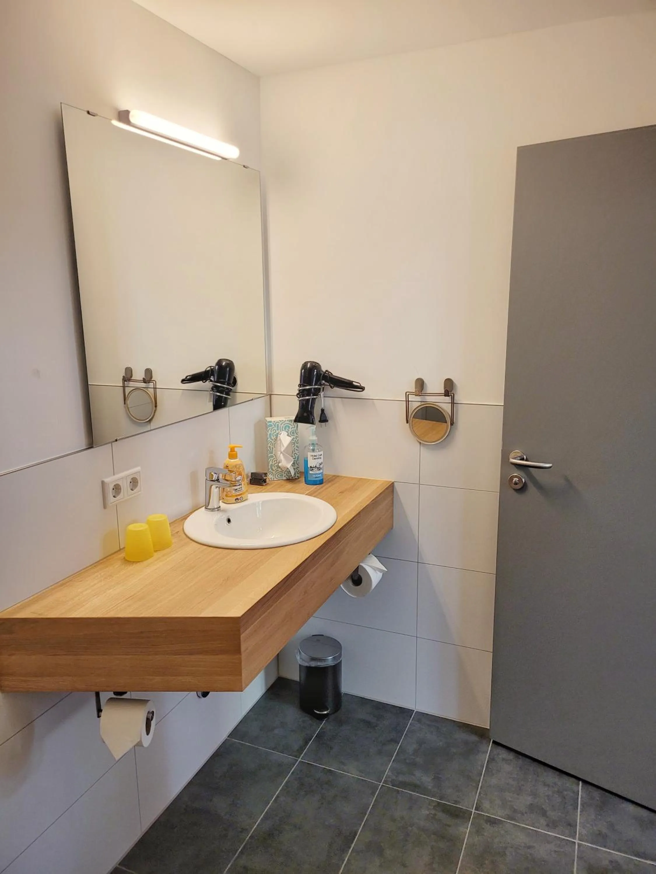 Bathroom in Hotel Demling