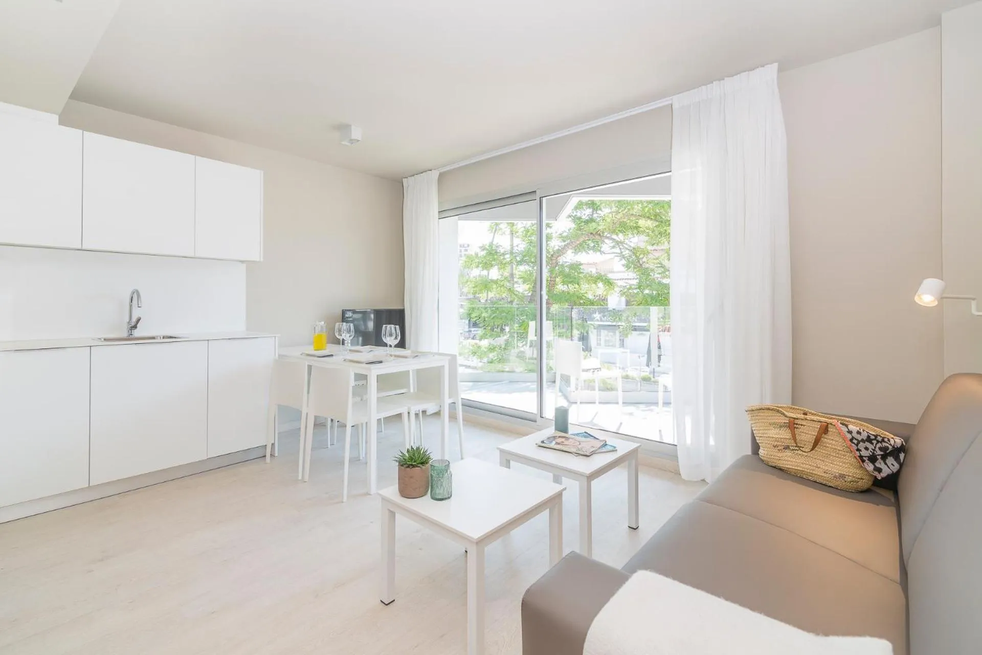 Seating area in Daro Apartments