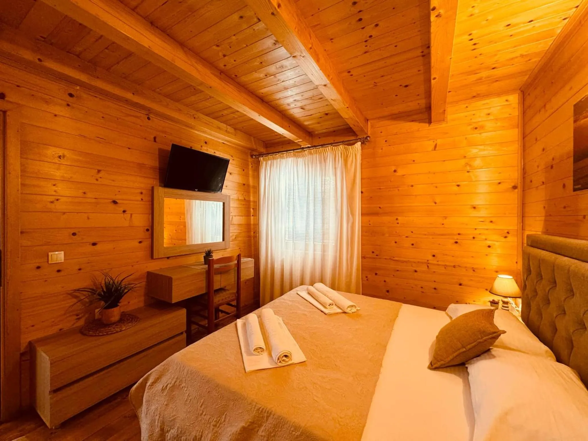 Bed in Apart Hotel Llolla