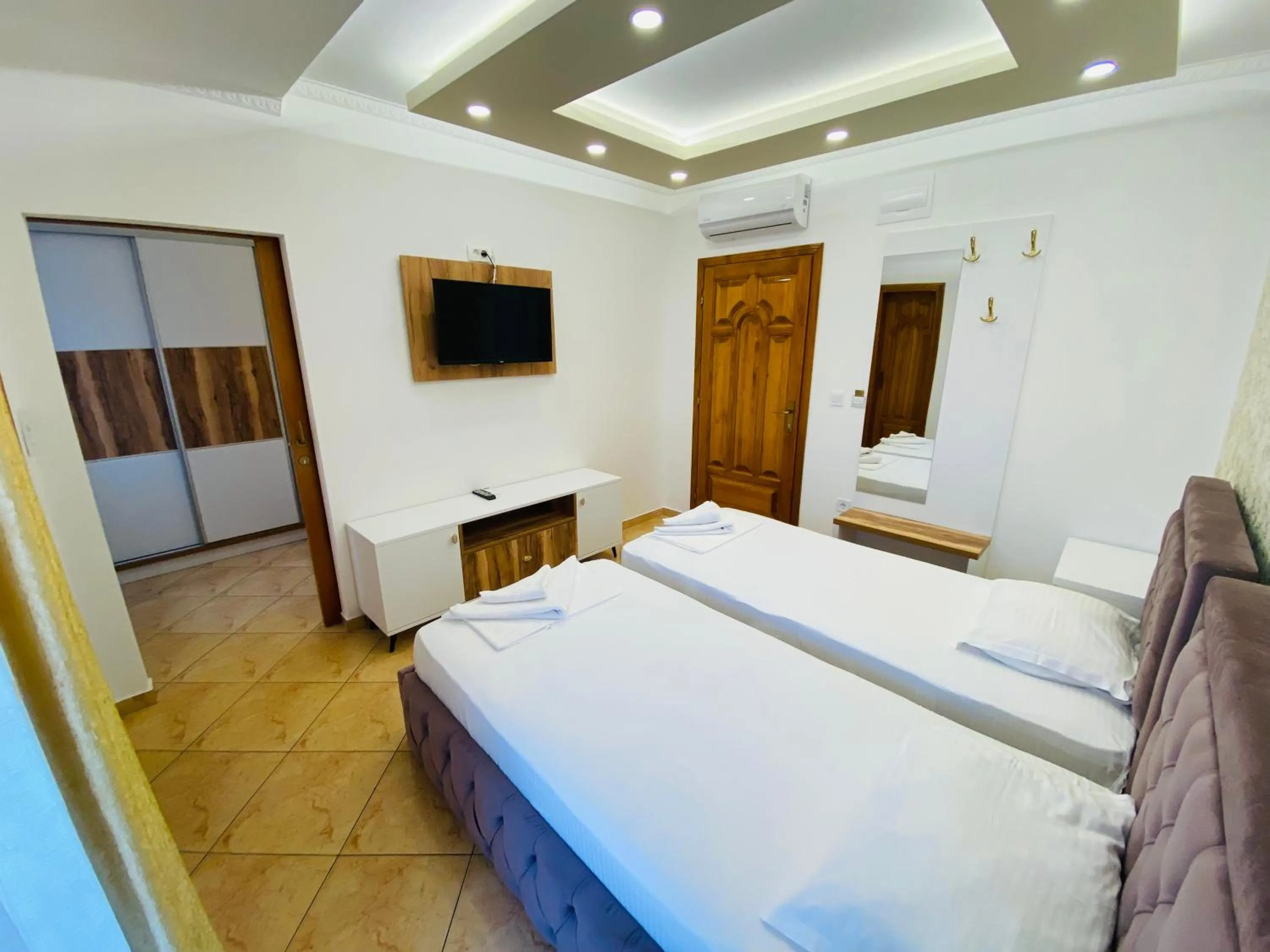 Bed in Apart Hotel Llolla