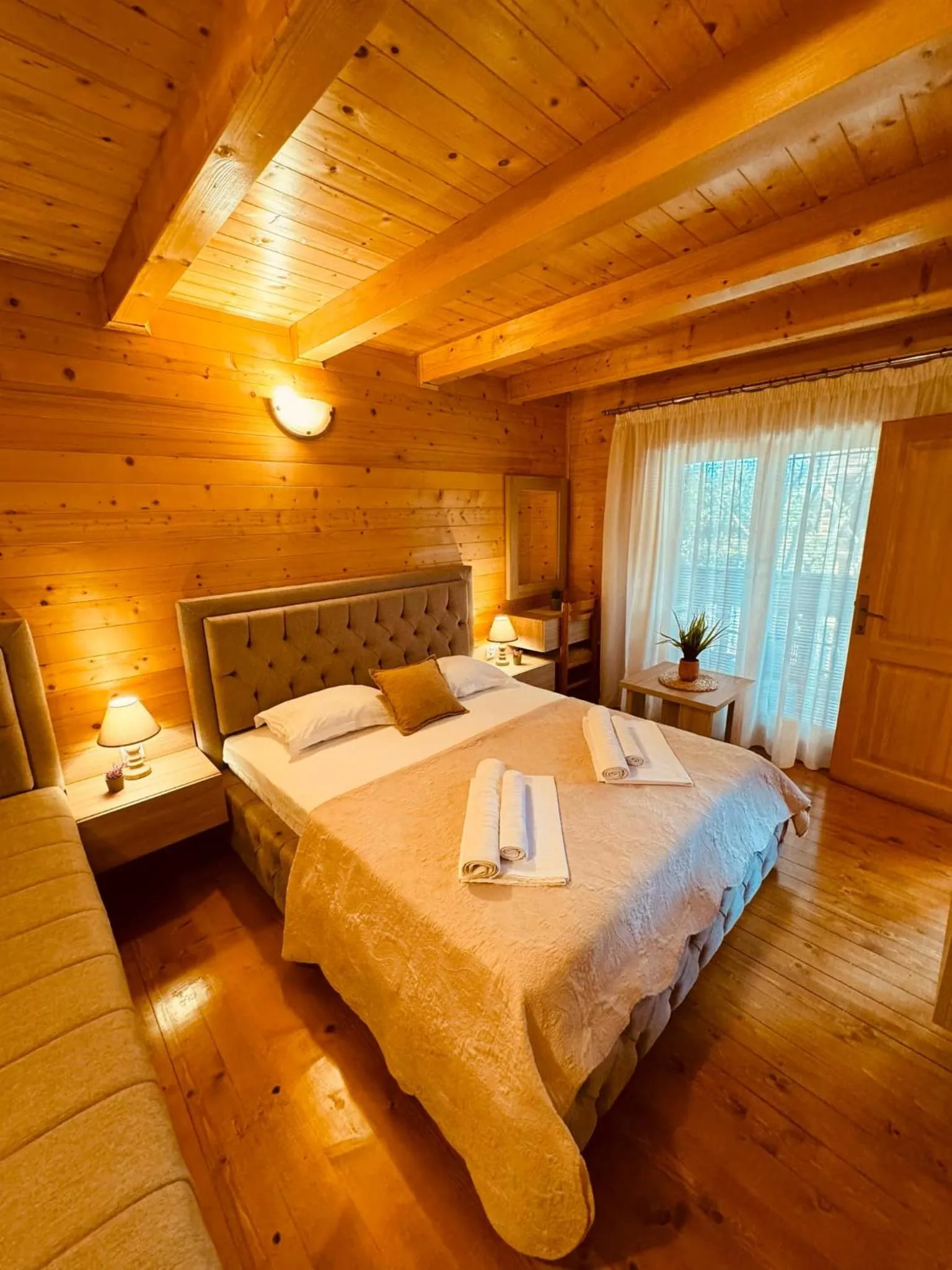 Bed in Apart Hotel Llolla