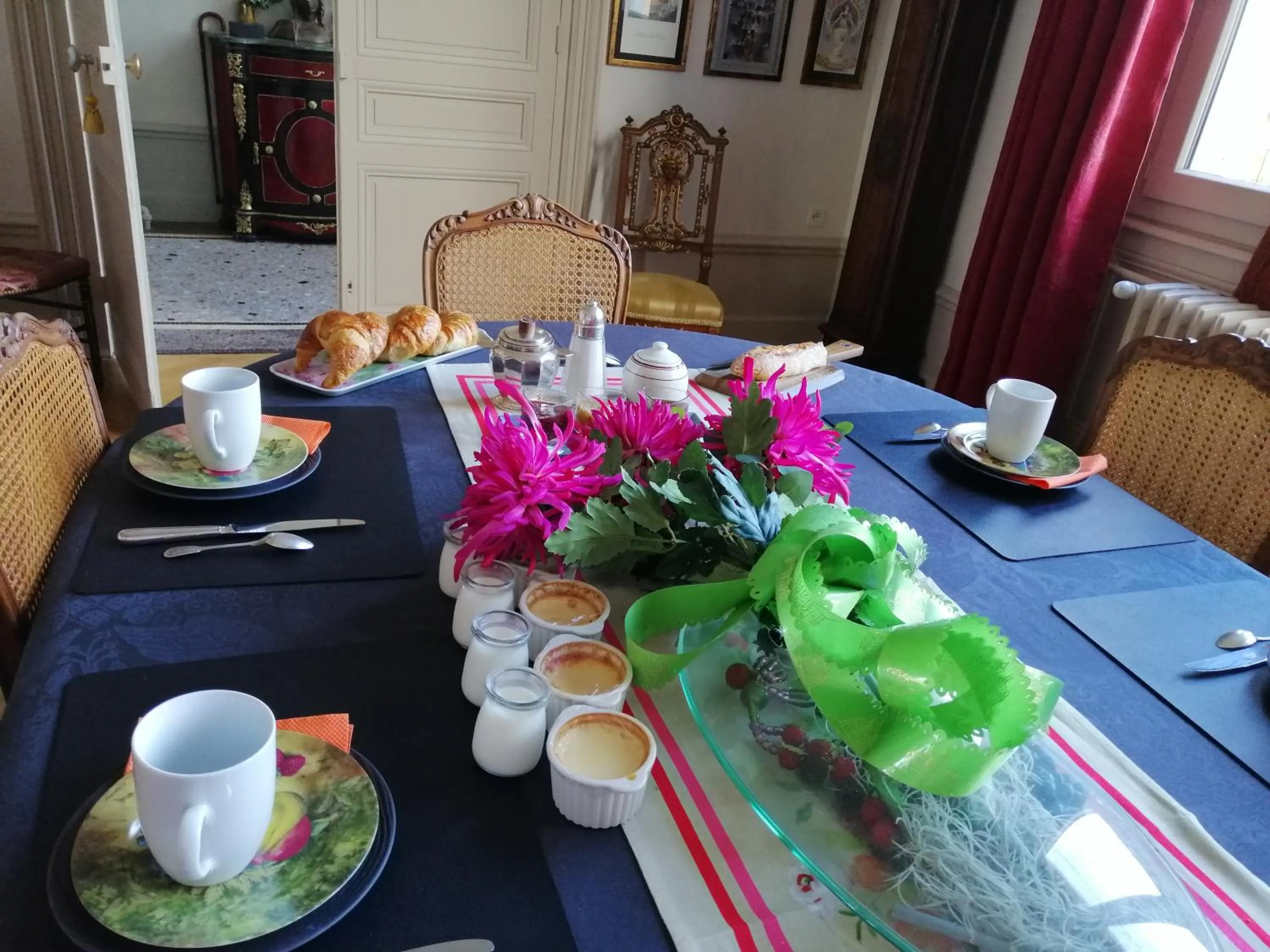 Food and drinks in CLOCHI-CLOCHA