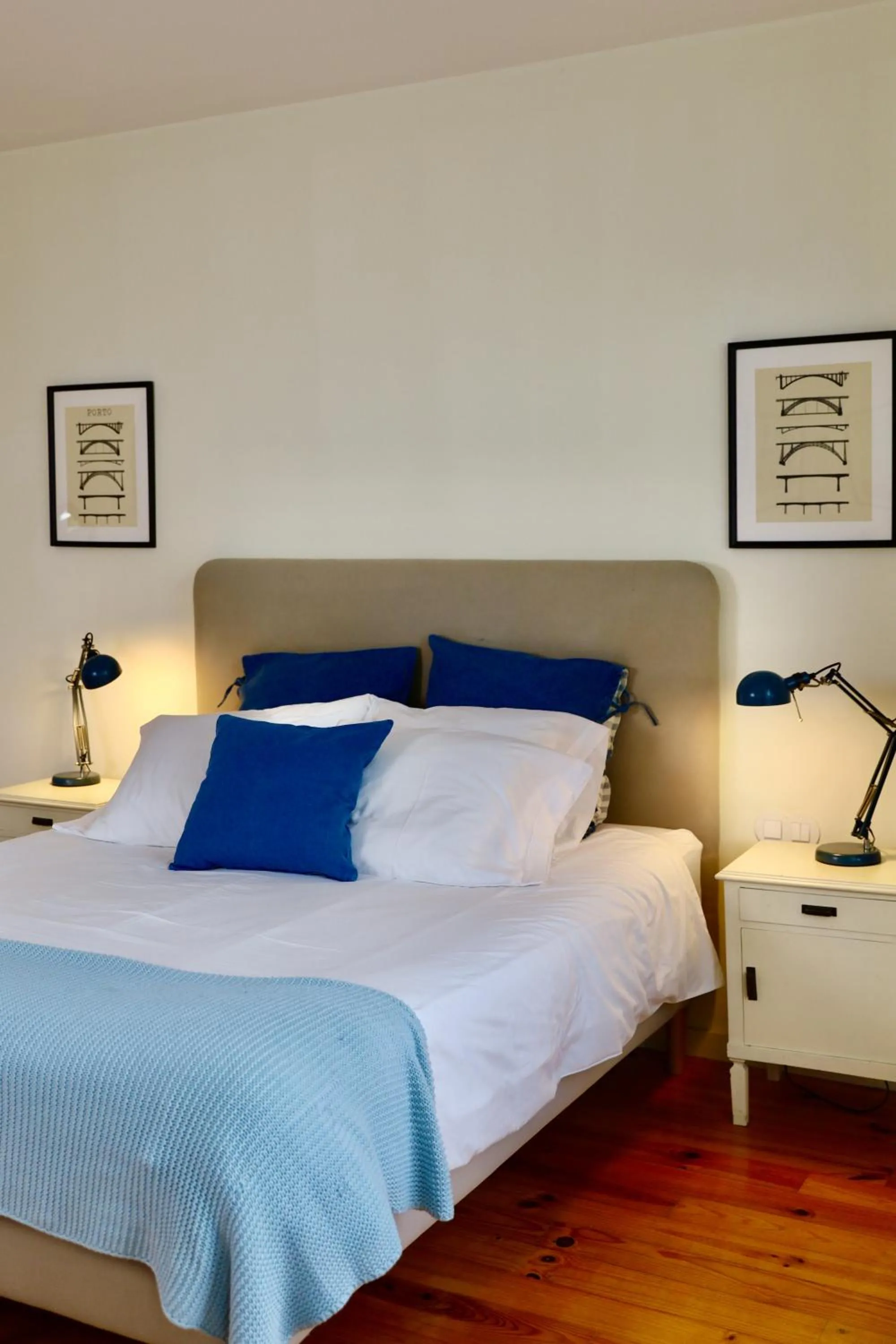 Bed in Douro River Studios