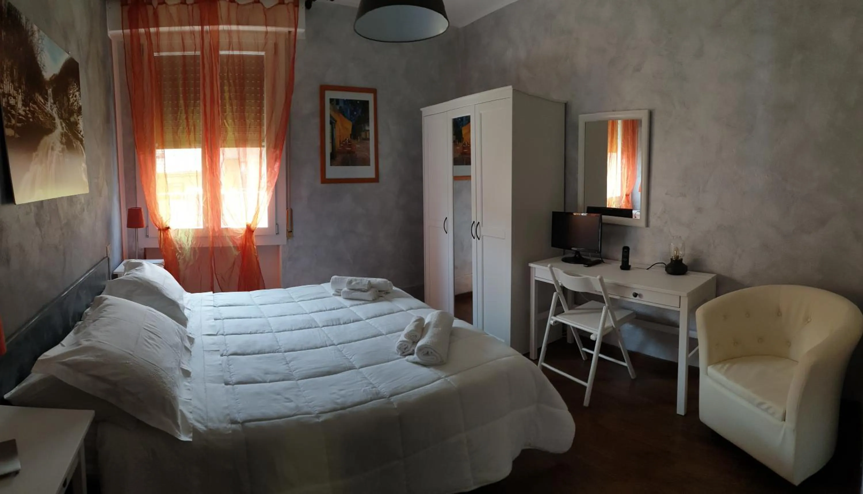 Bedroom, Bed in hotel Bologna