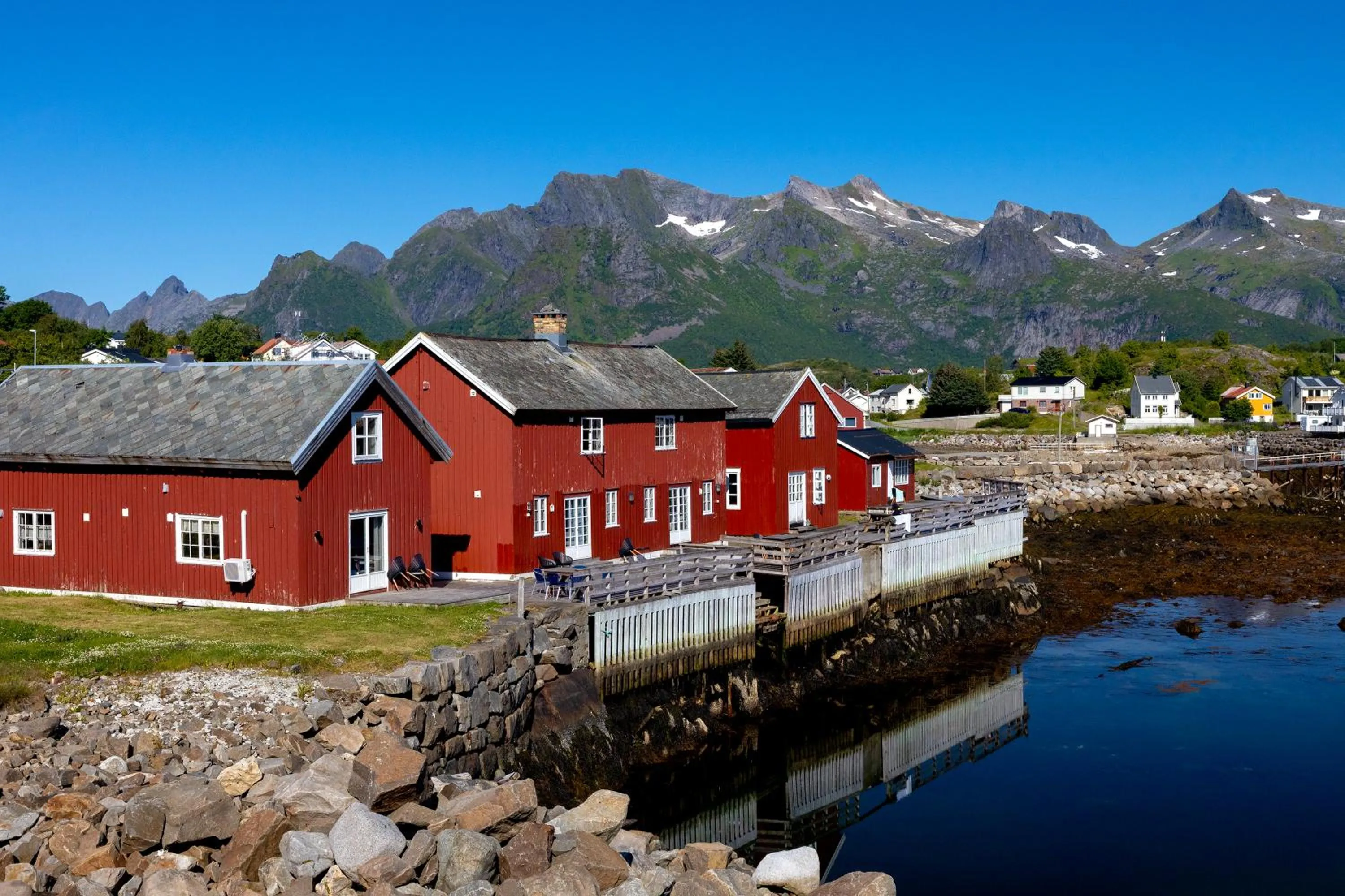 Facade/entrance in Statsbuene i Kabelvåg