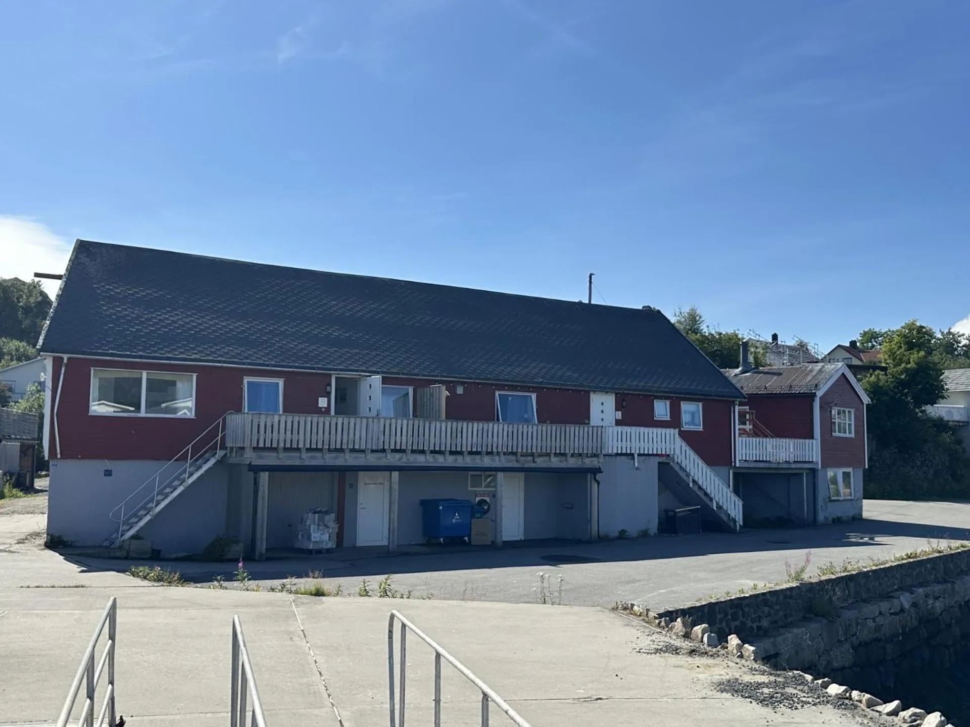 Facade/entrance in Statsbuene i Kabelvåg