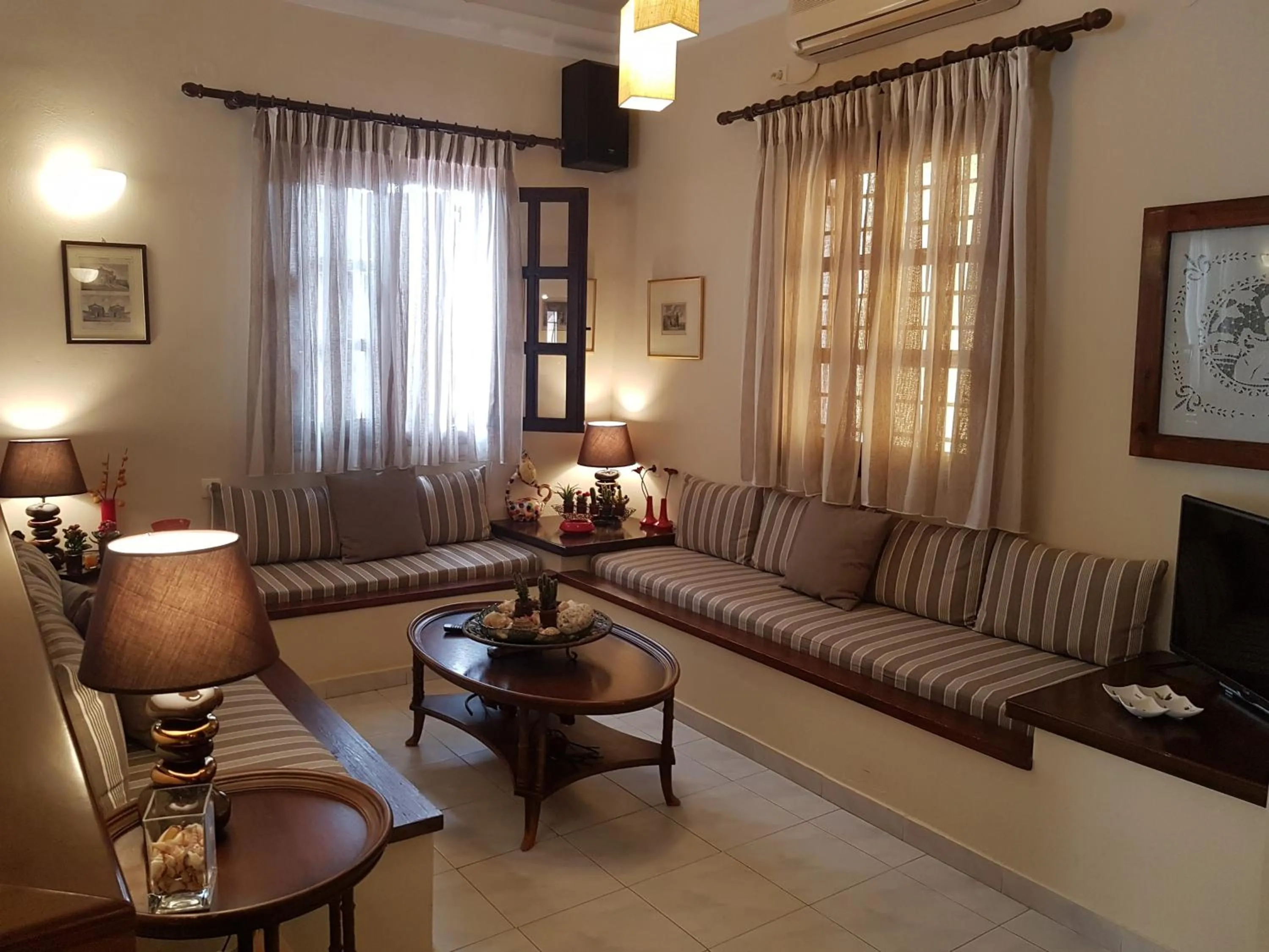 Communal lounge/ TV room in Abelonas Village