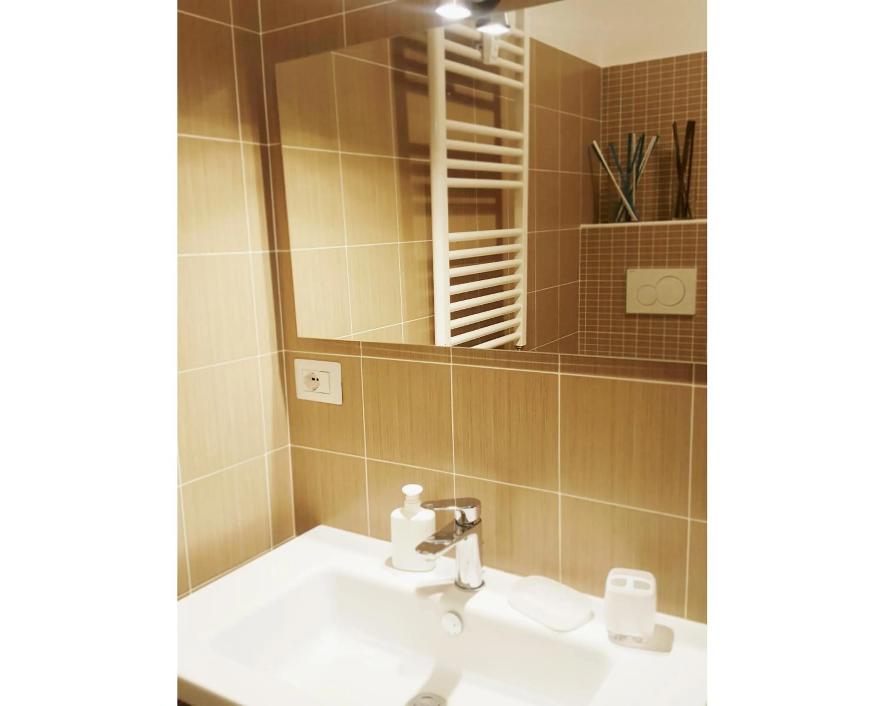 Bathroom in B&B Emozioni Romane