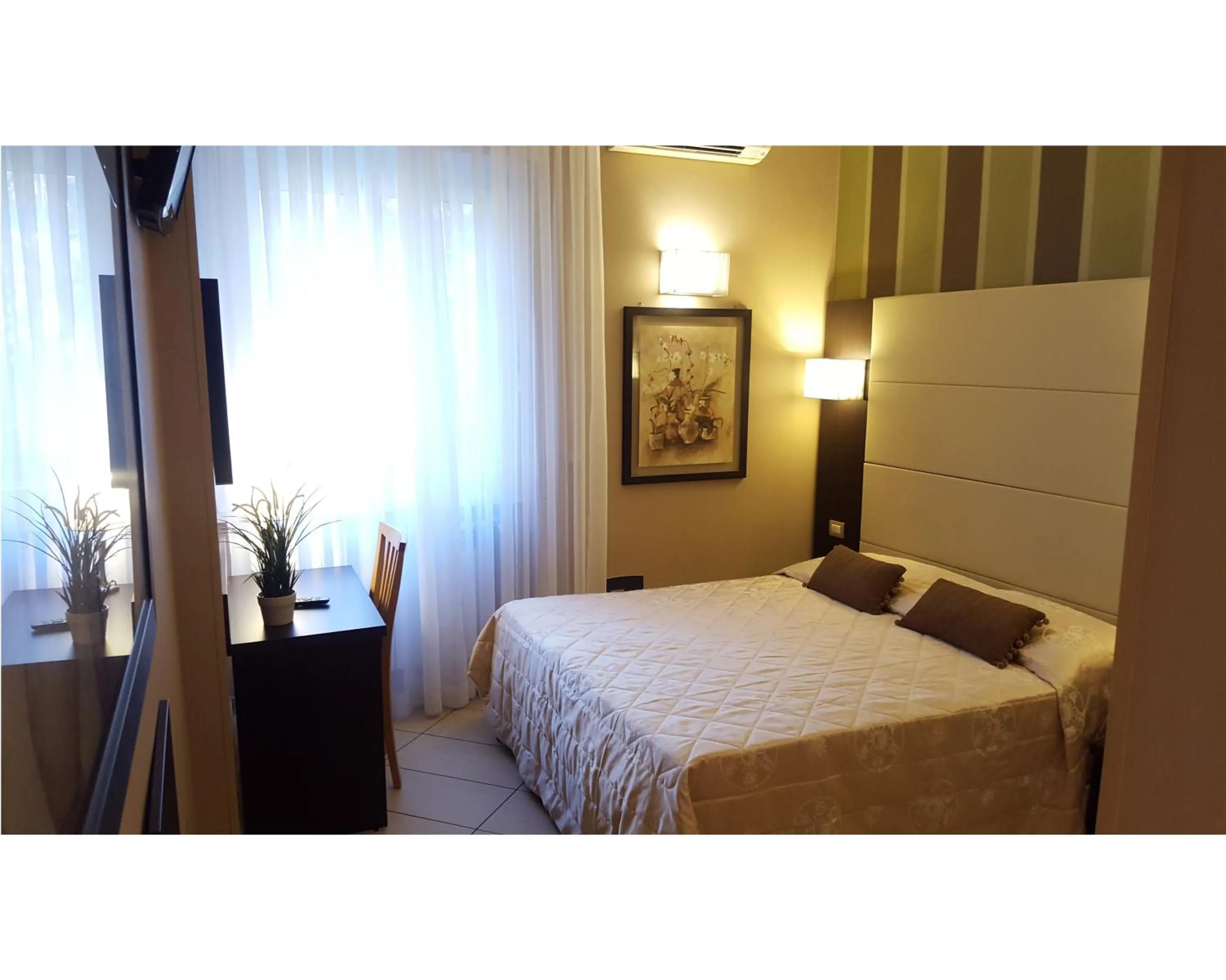 Photo of the whole room, Bed in B&B Emozioni Romane