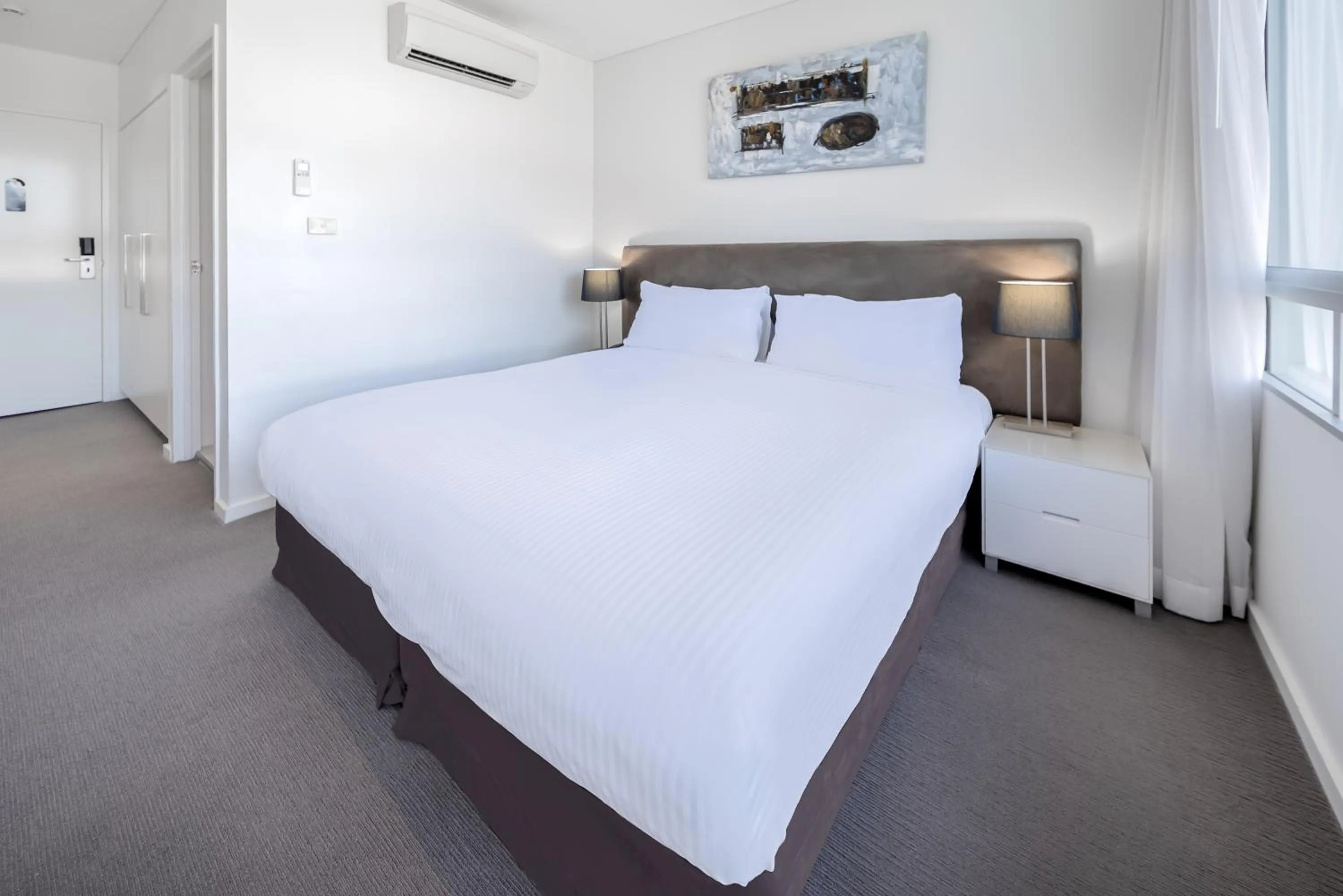 Bed in Oaks Nelson Bay Lure Suites