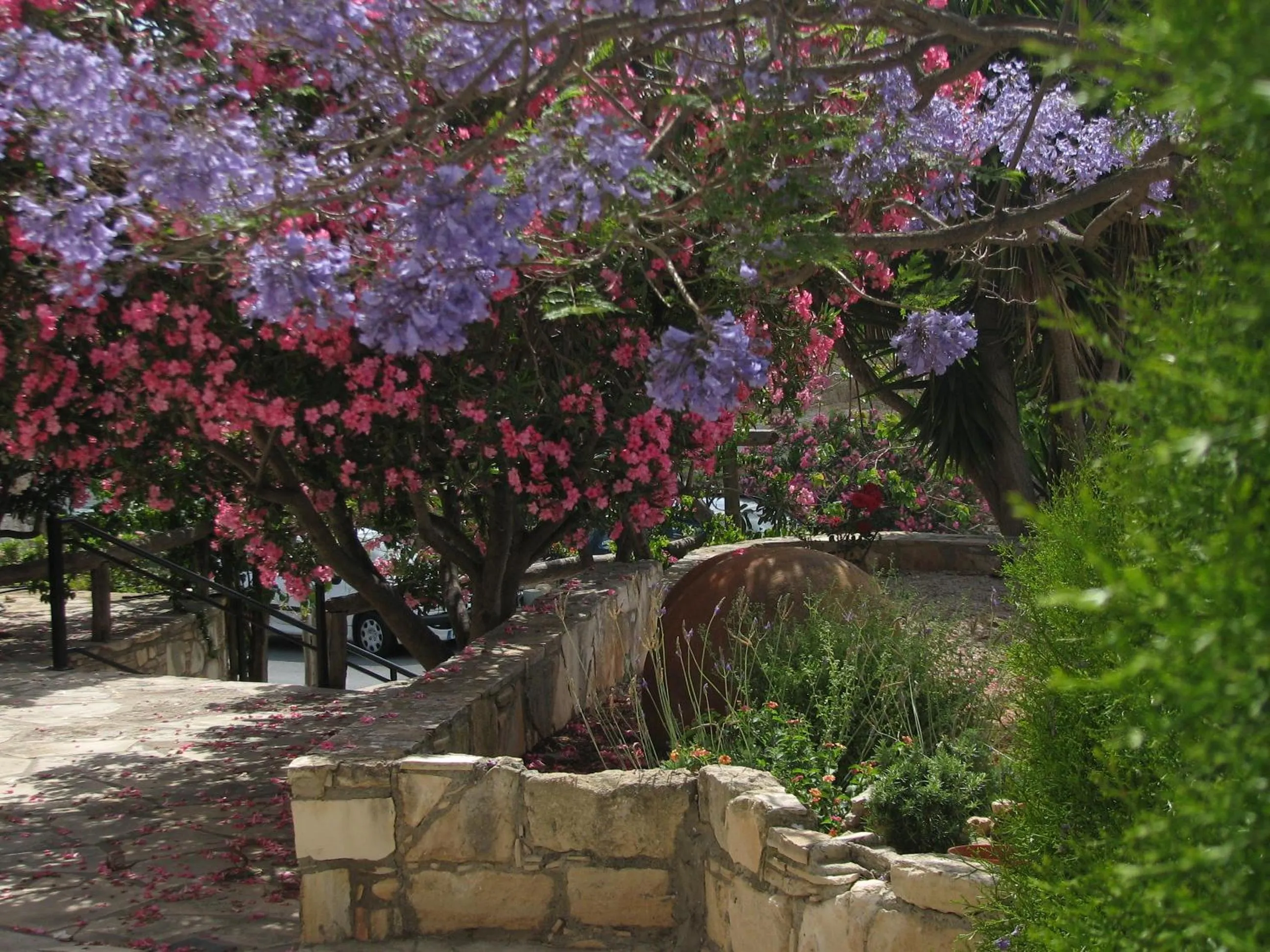 Facade/entrance in Hill View Hotel Apartments