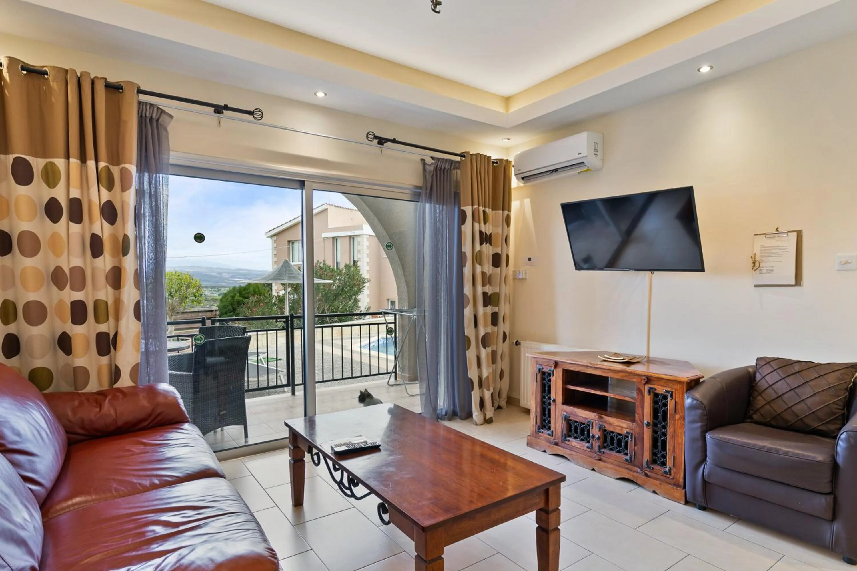 Hill View Hotel Apartments