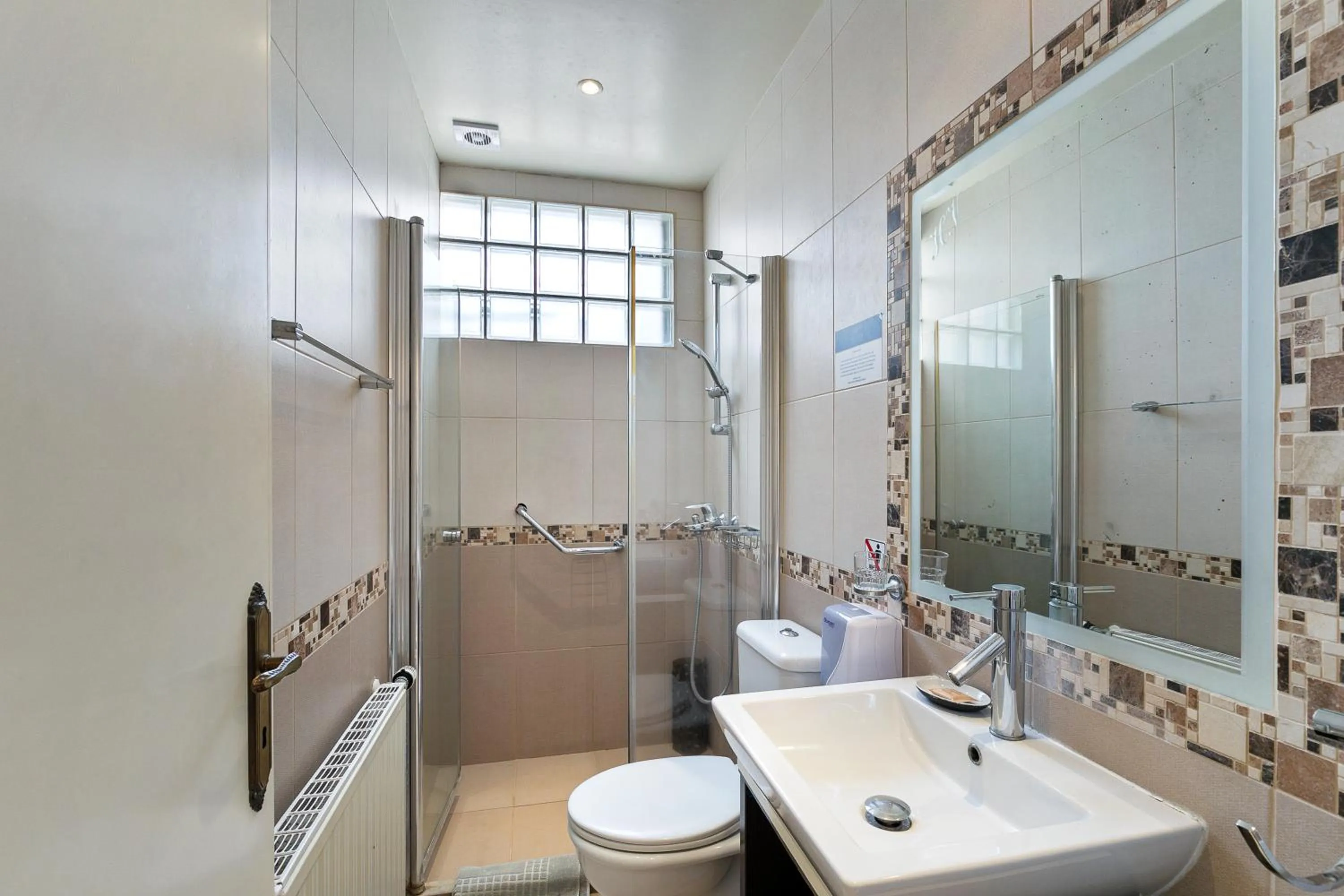 Hill View Hotel Apartments