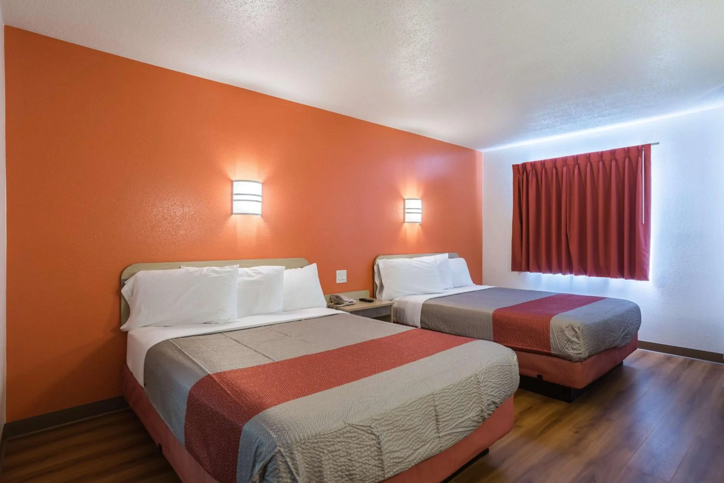 Photo of the whole room, Bed in Motel 6 Dale, Indiana Near Holiday World and Splashing safari#Central Time #I64 Highway