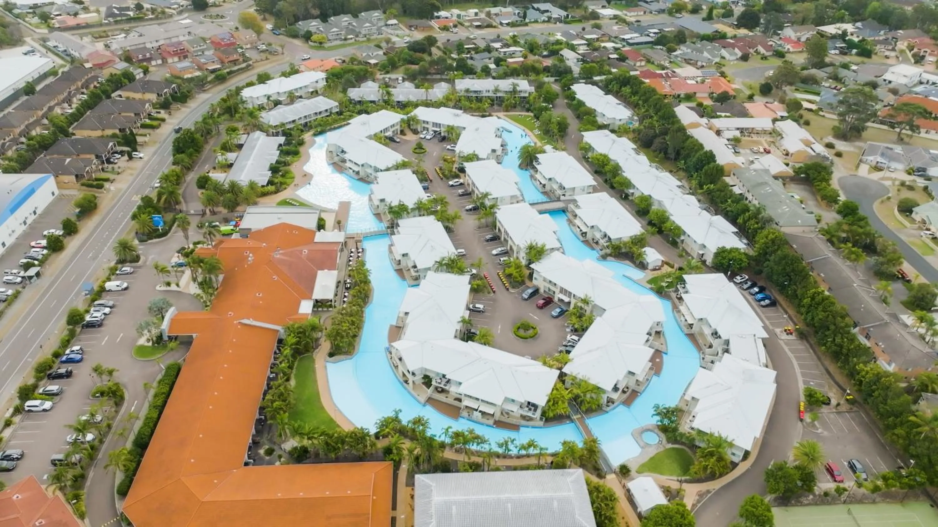 Property building in Oaks Port Stephens Pacific Blue Resort