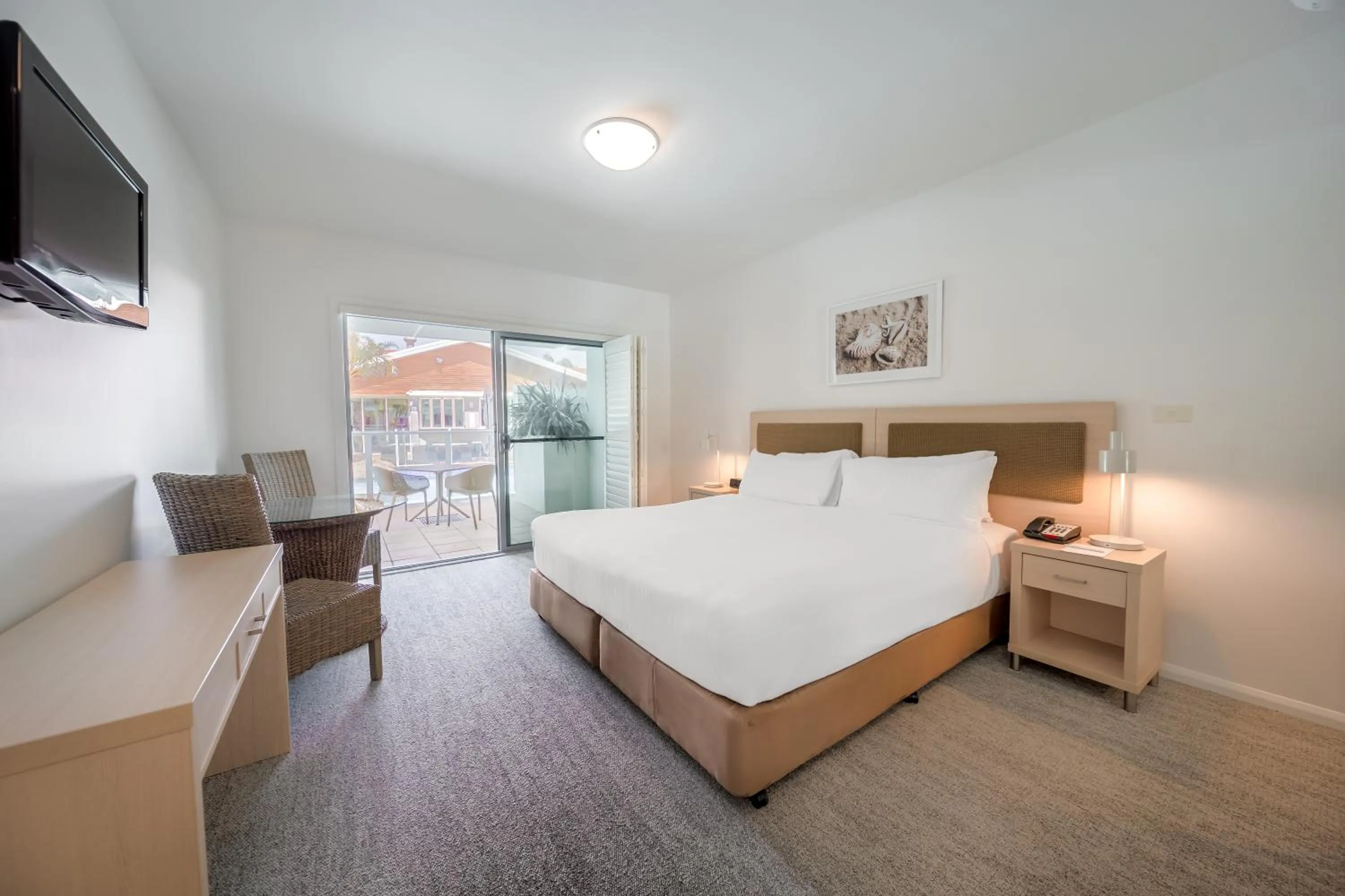 Bedroom, Bed in Oaks Port Stephens Pacific Blue Resort