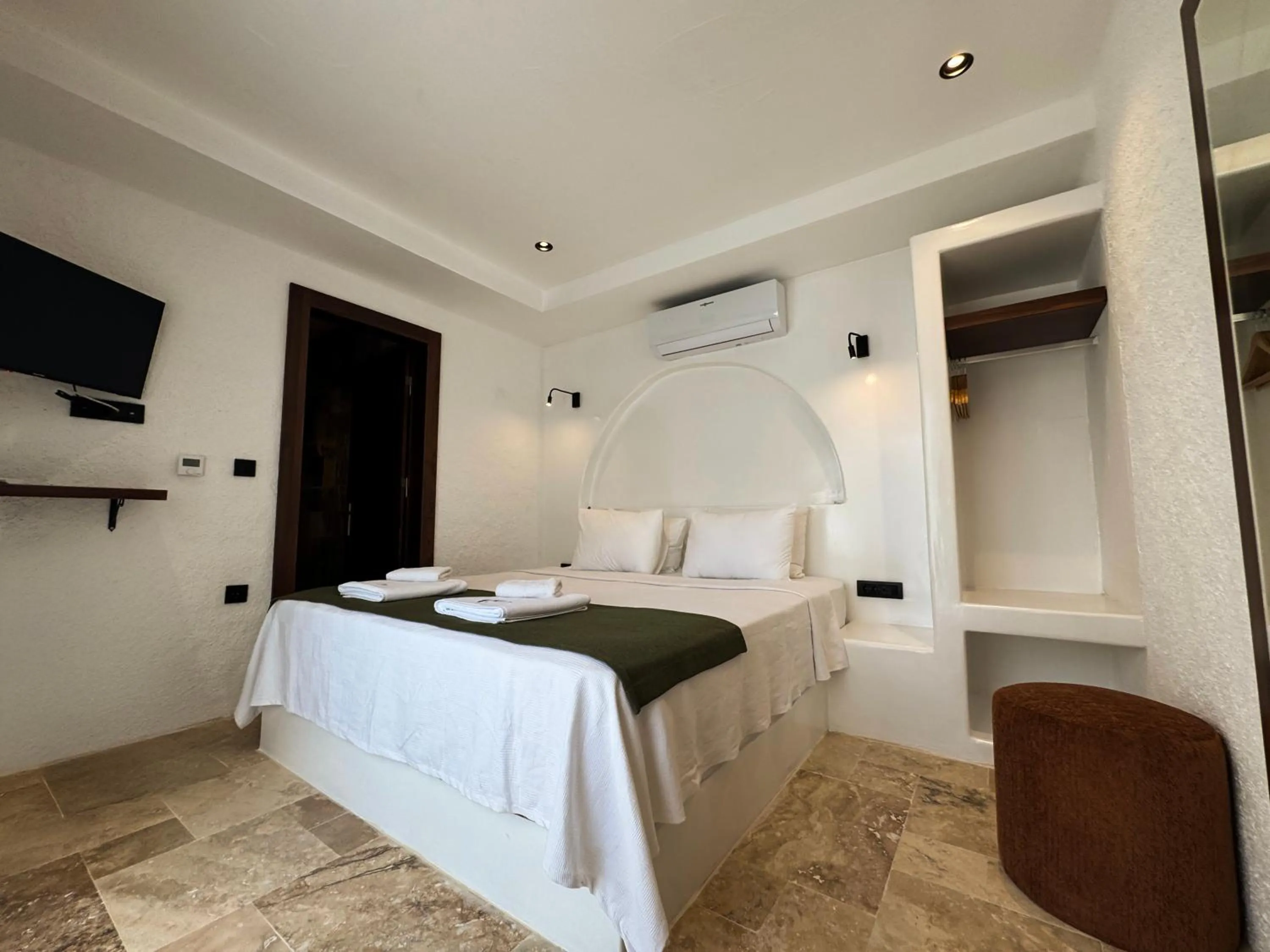 Bed in Villa Peri Alacati