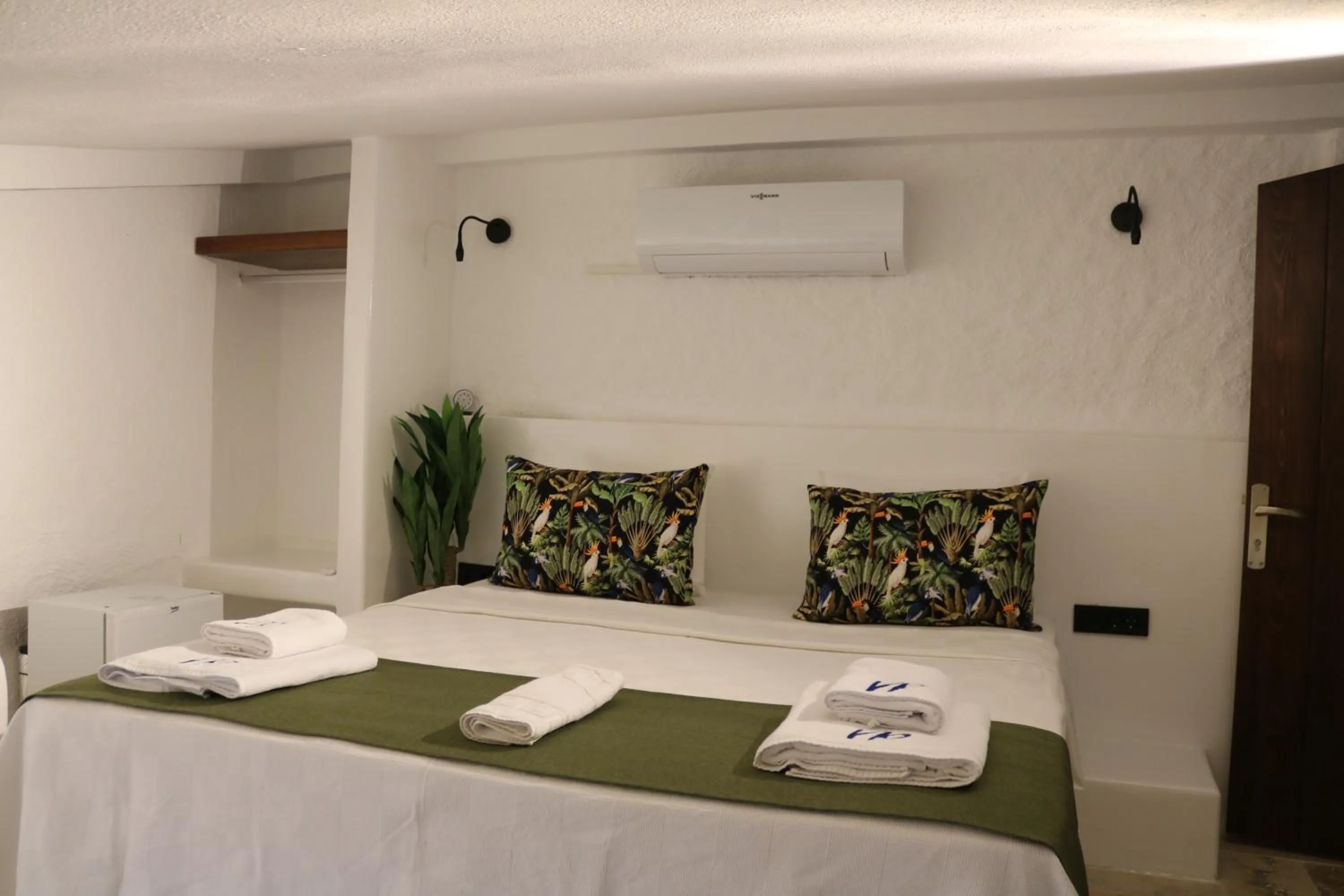 Bed in Villa Peri Alacati