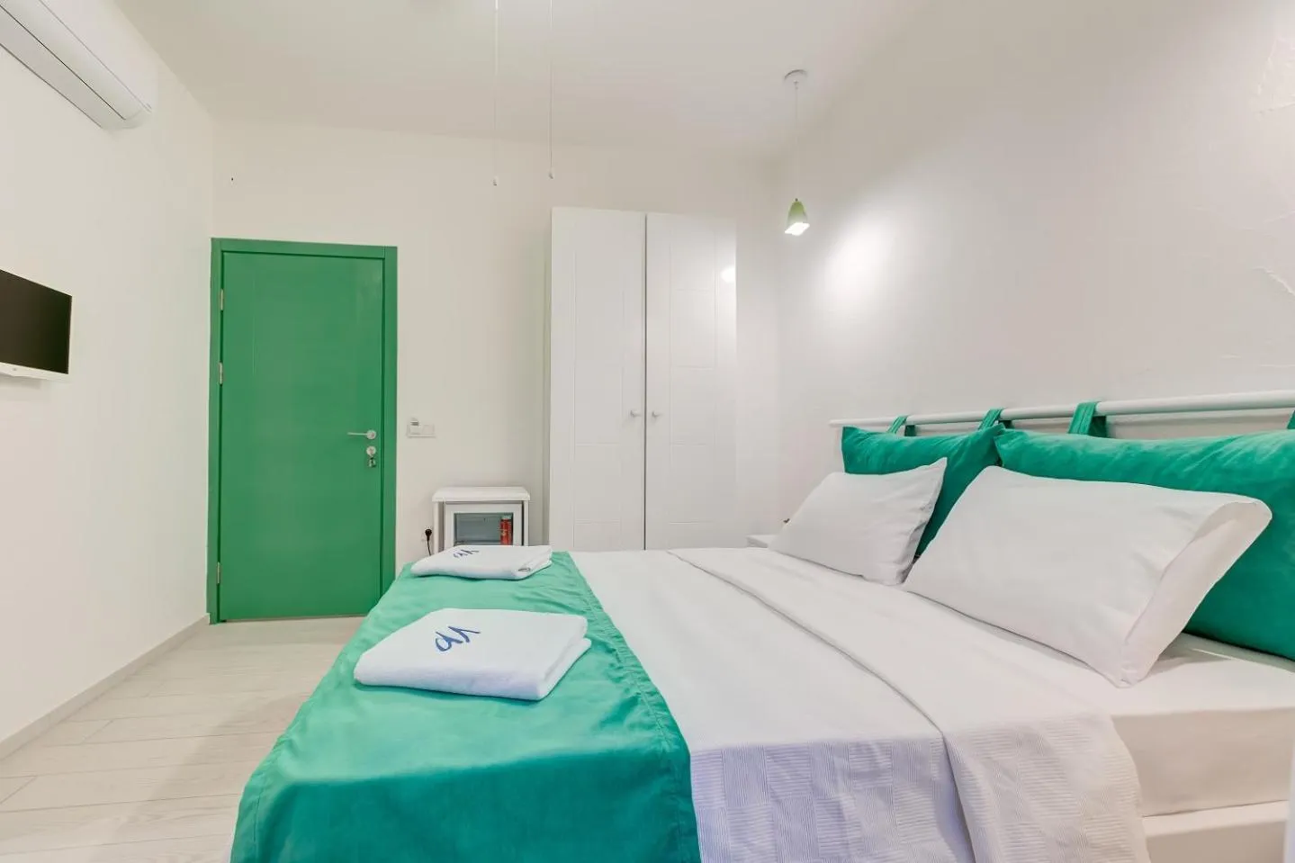 Bed in Villa Peri Alacati