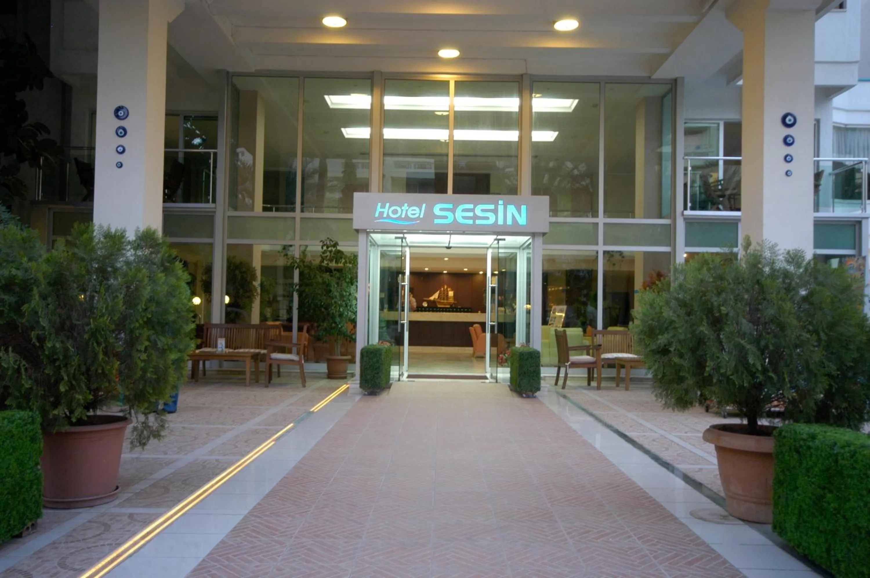 Facade/entrance in Sesin Hotel