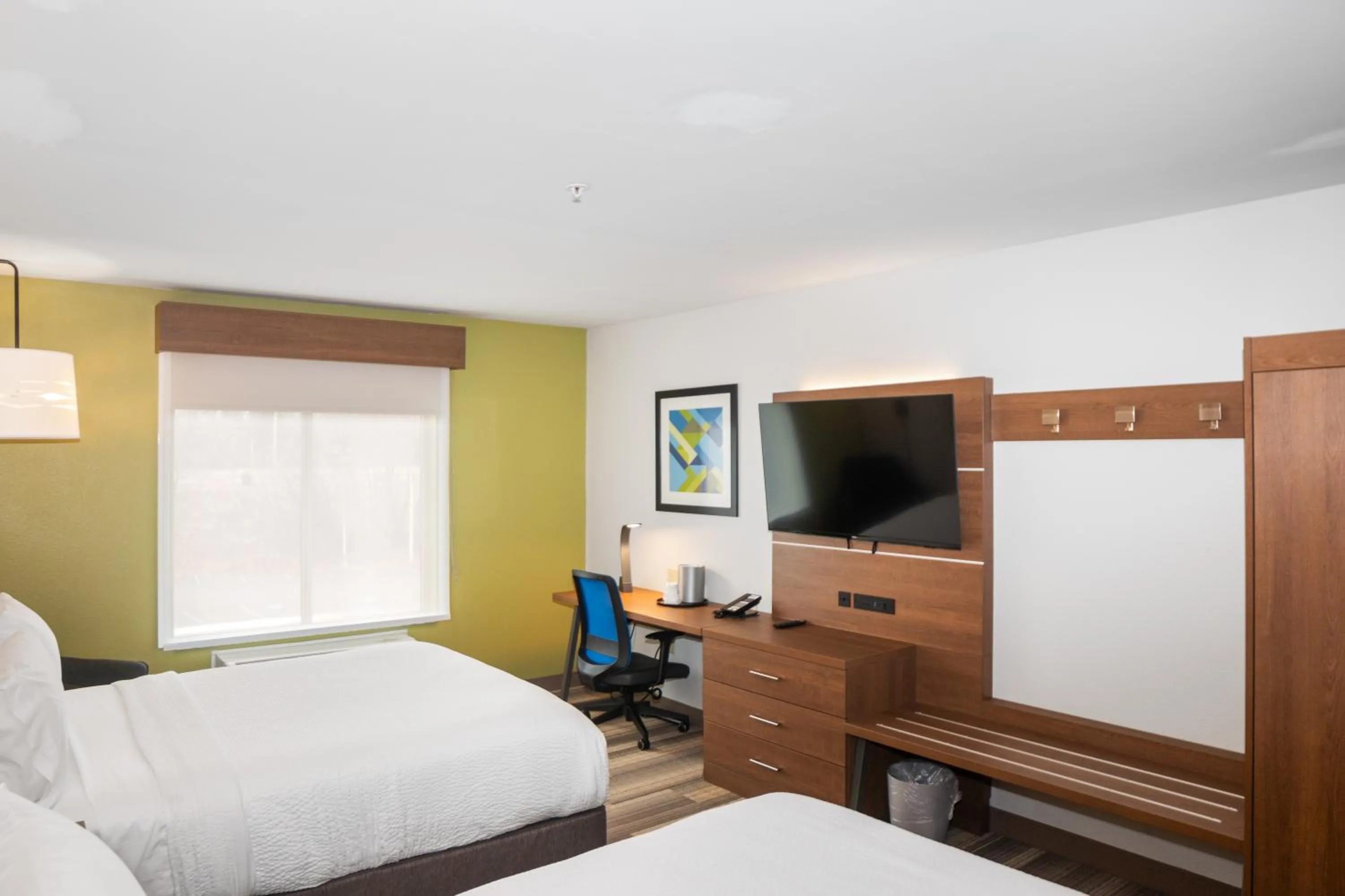 Holiday Inn Express and Suites Stroudsburg-Poconos by IHG