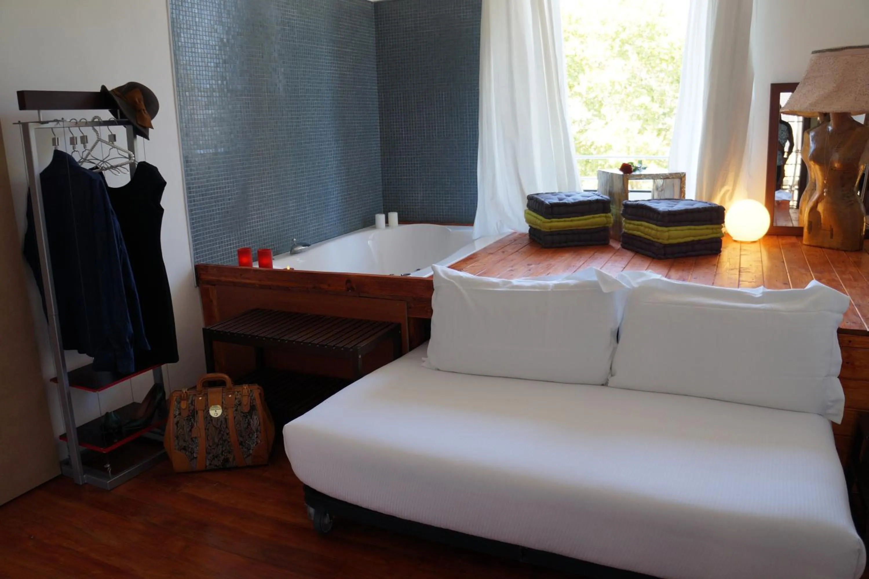 Decorative detail, Bed in Jacuzzi Rooms