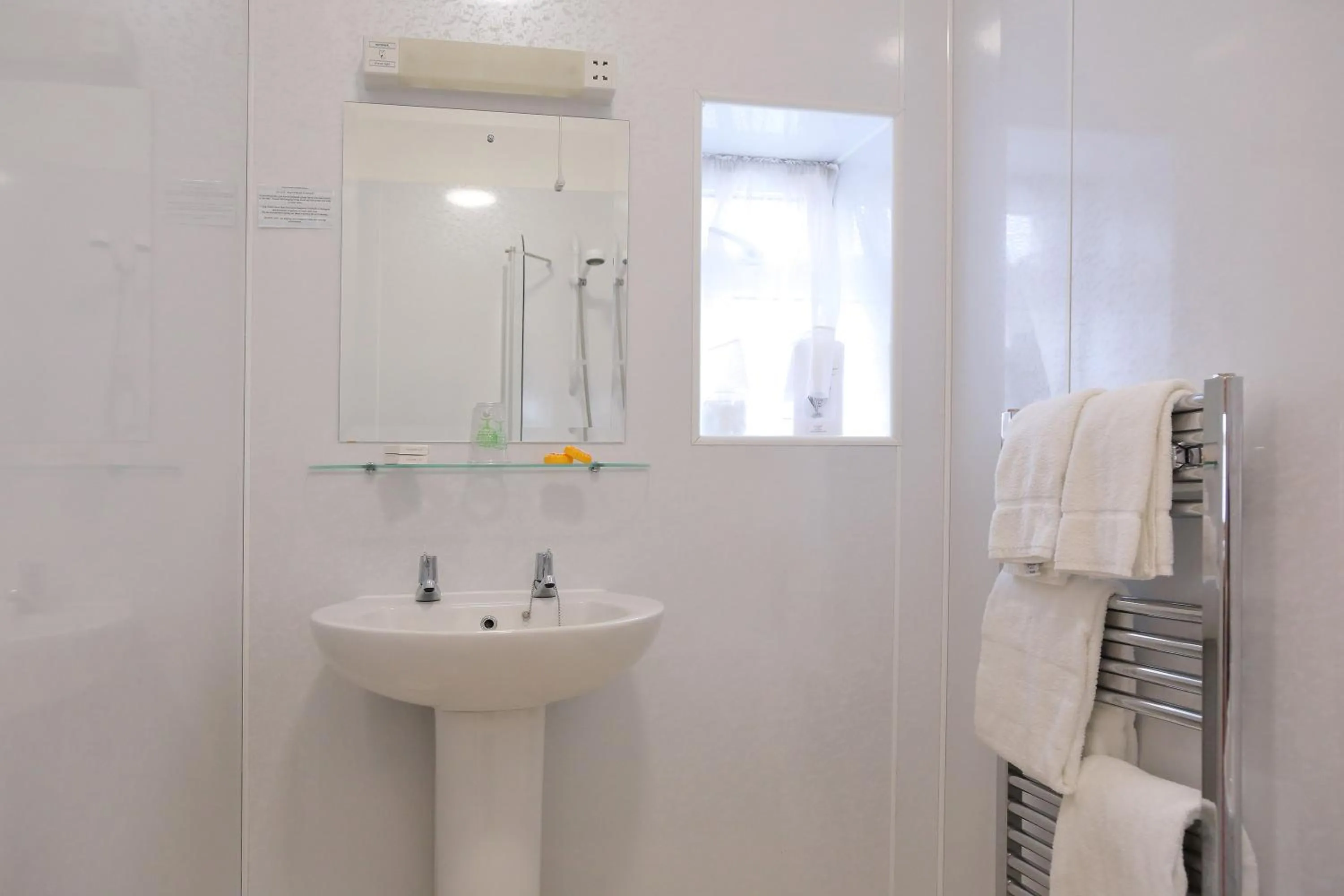 Bathroom in Saxonville Hotel