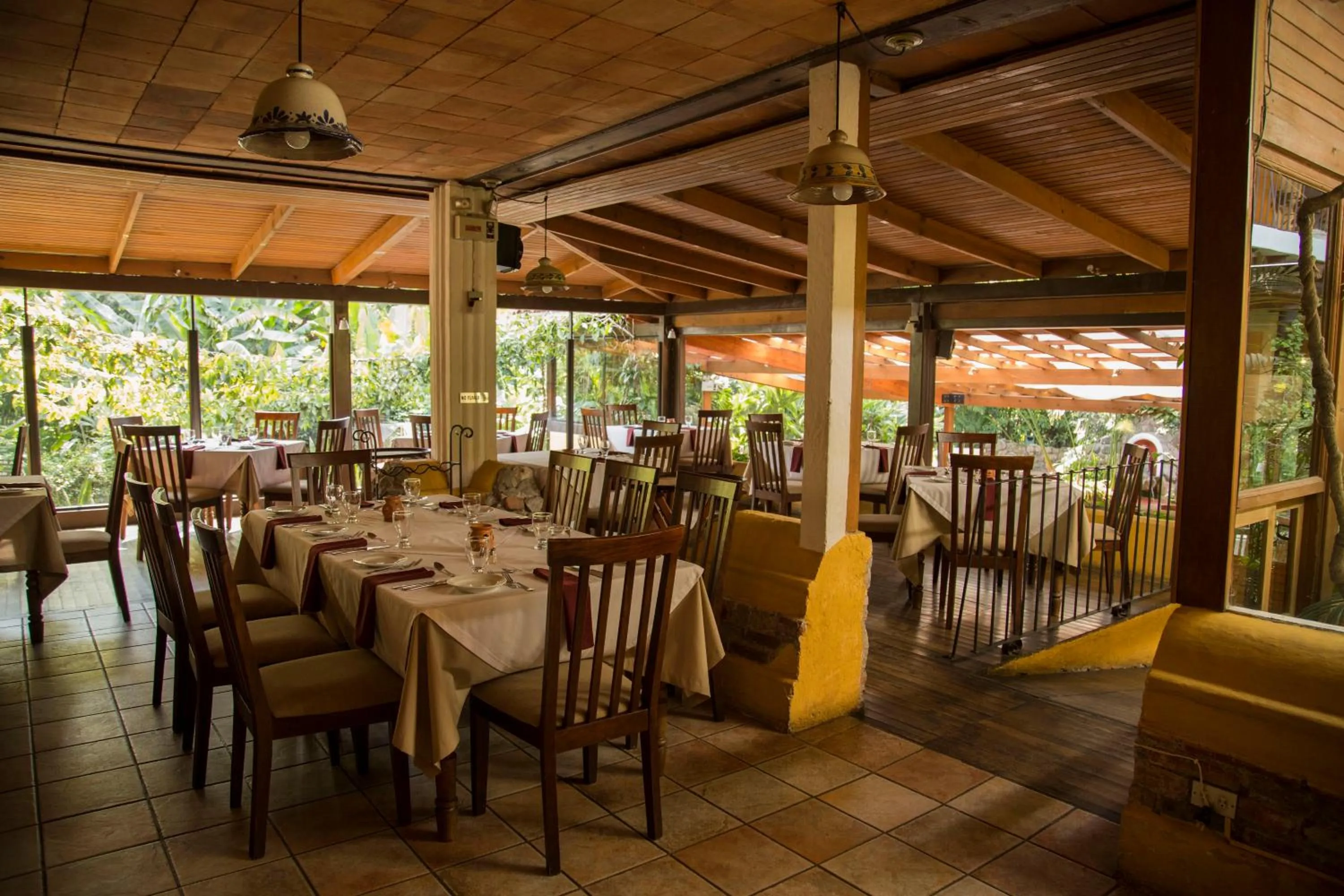 Property building in Hotel Las Farolas