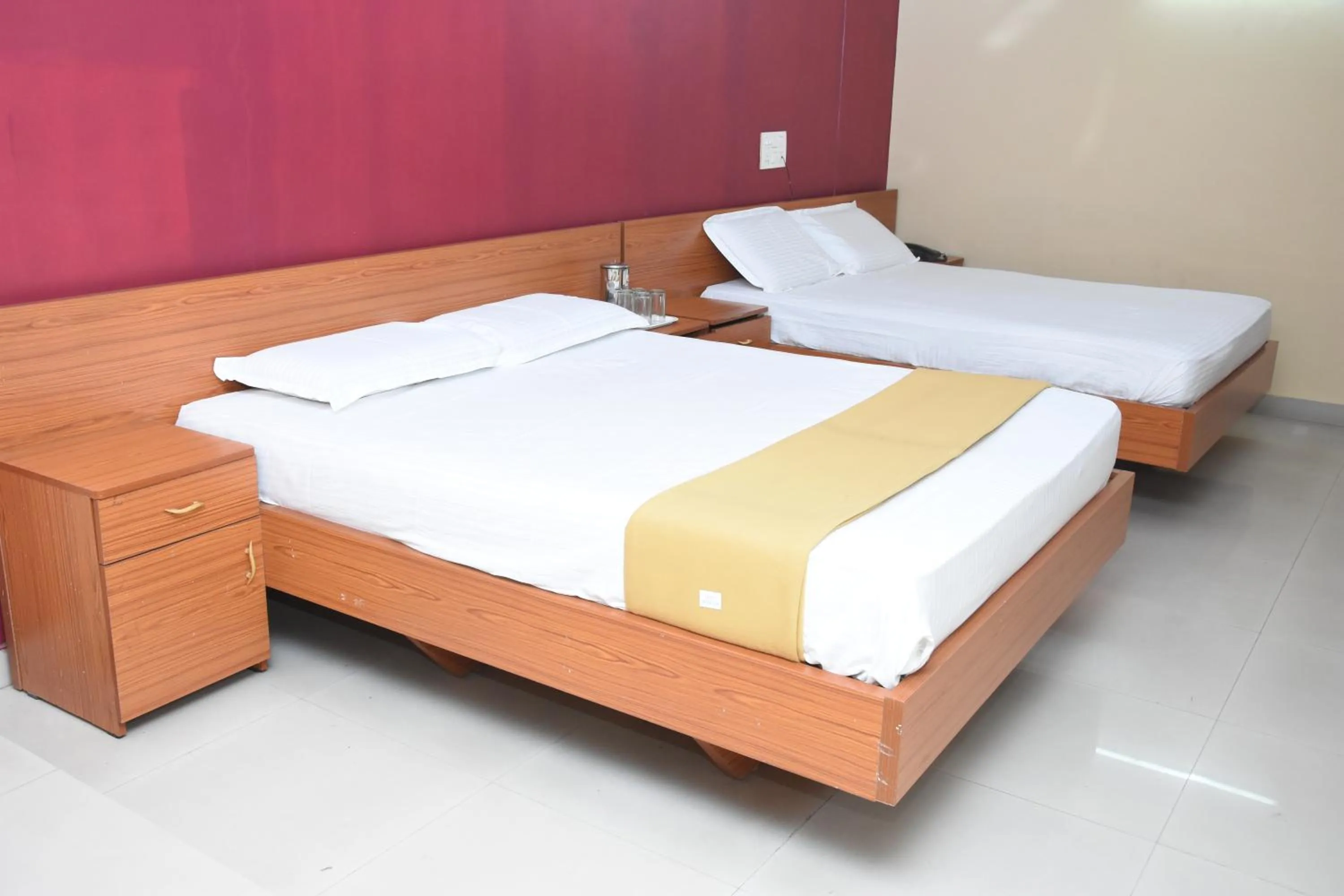 Bed in Hotel Surya Residency Majestic