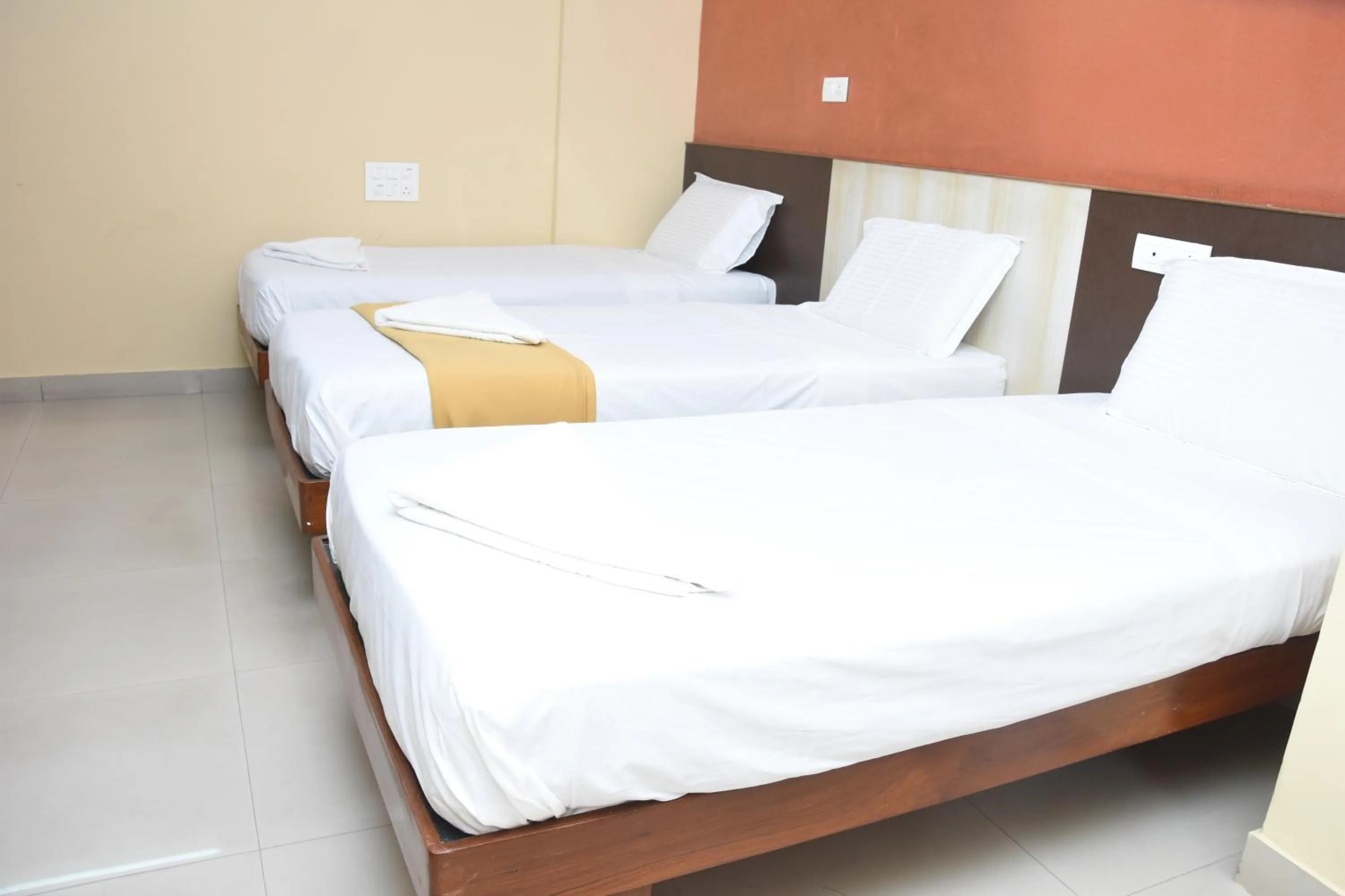 Bed in Hotel Surya Residency Majestic