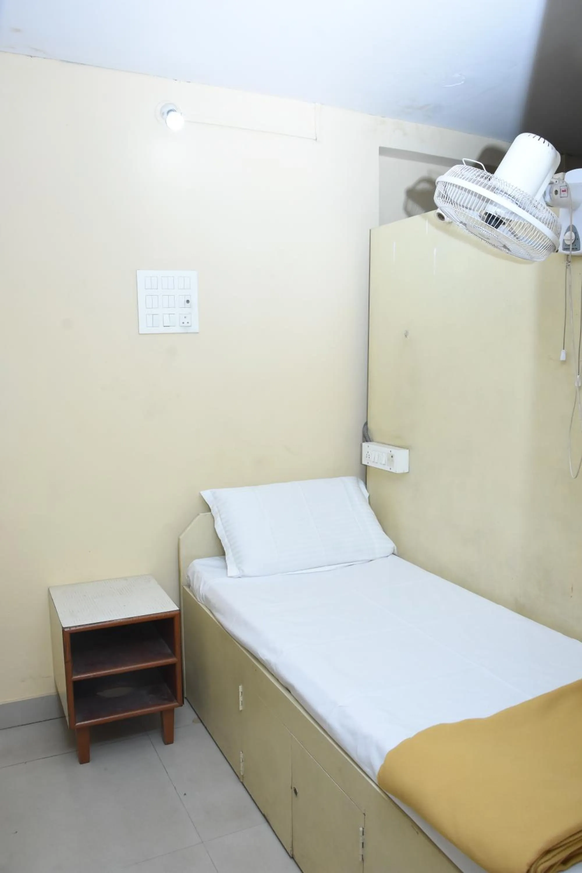 Bed in Hotel Surya Residency Majestic