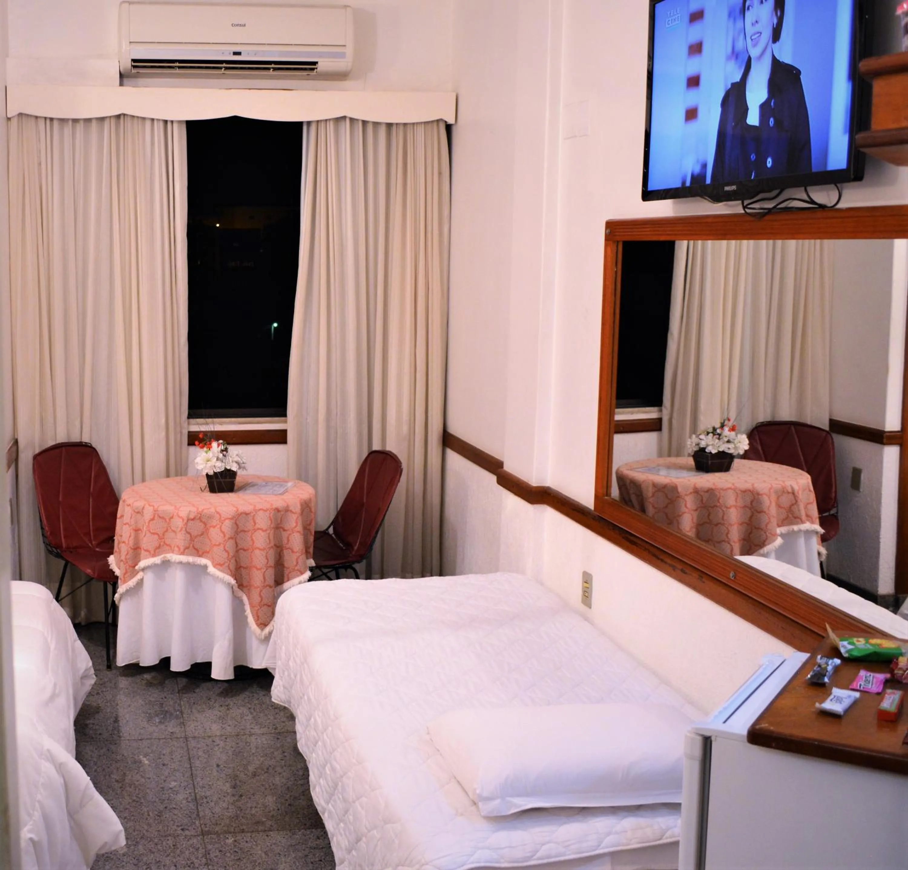 Economy Quadruple Room in Hotel Comendador