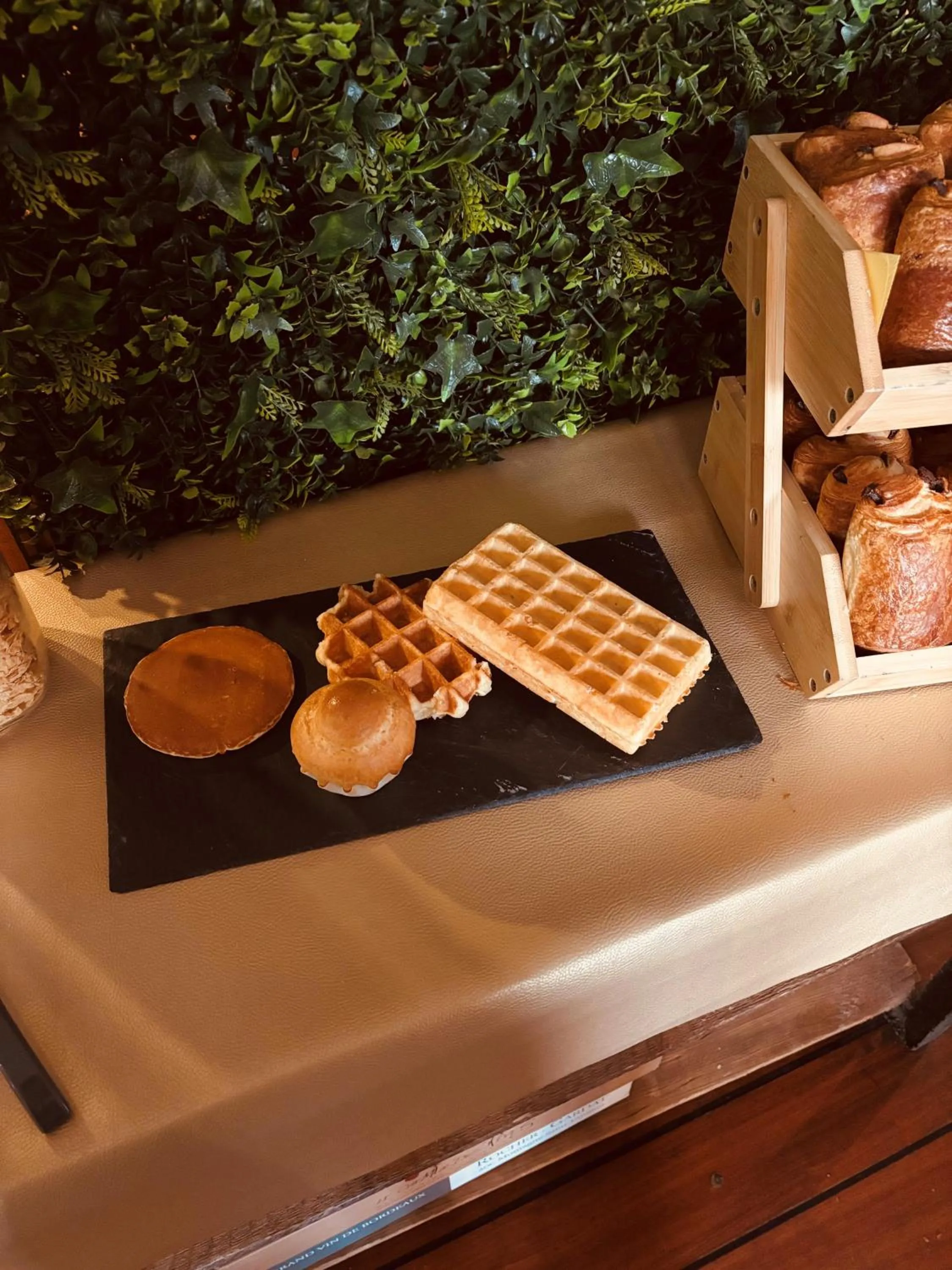 Breakfast in Hotel Restaurant Argos, Strasbourg Nord