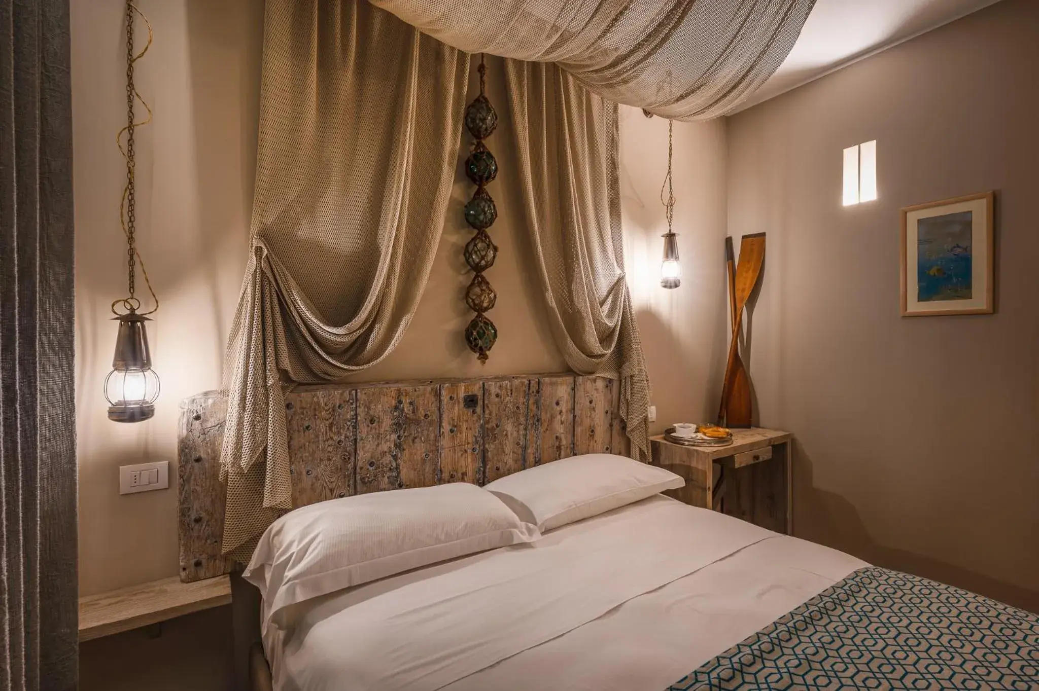 Deluxe Queen Room in A'Mare Luxury Rooms Deluxe Queen Room in A'Mare Luxury Rooms