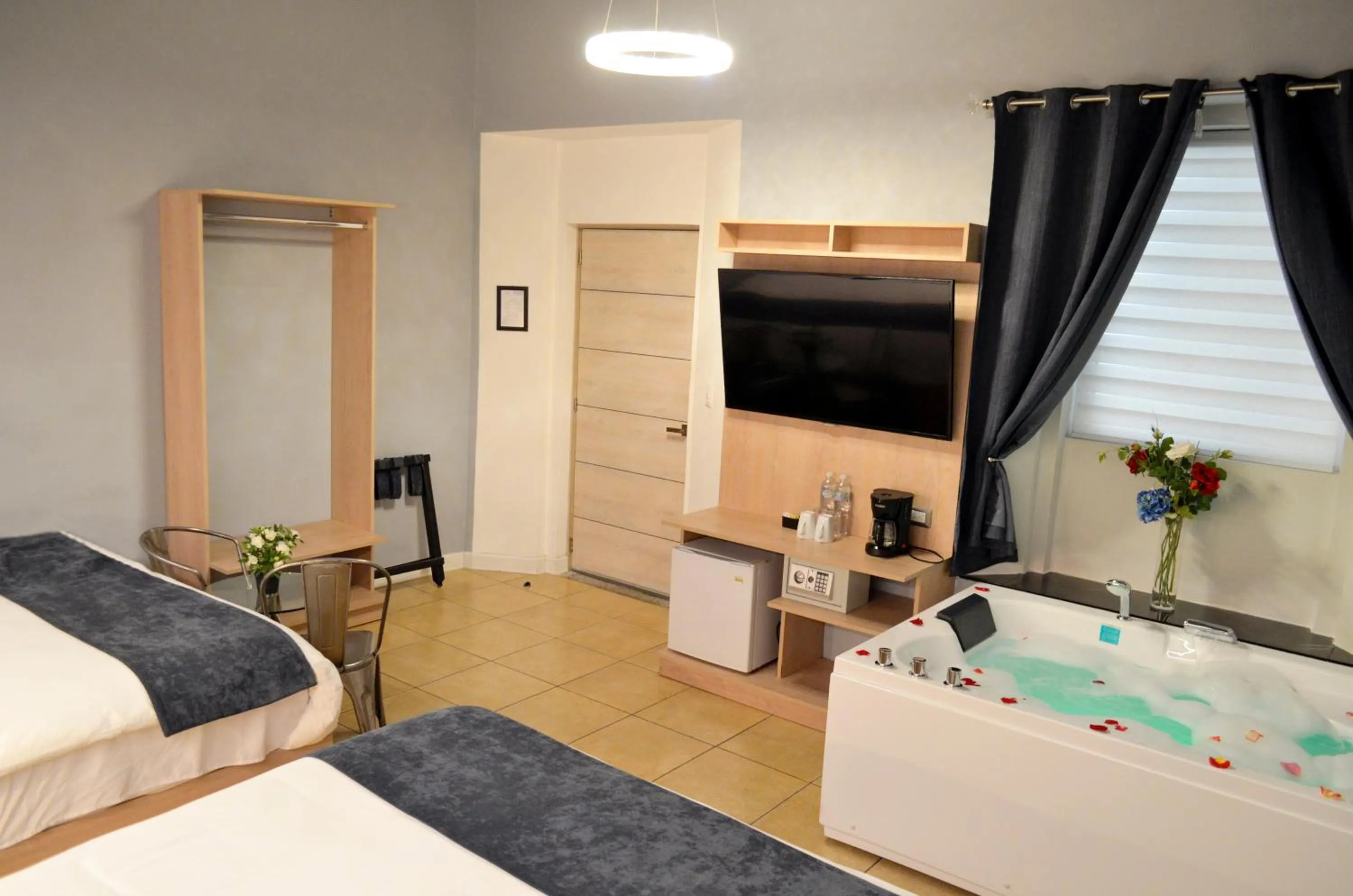 Photo of the whole room in Casa Bella Boutique Hotel