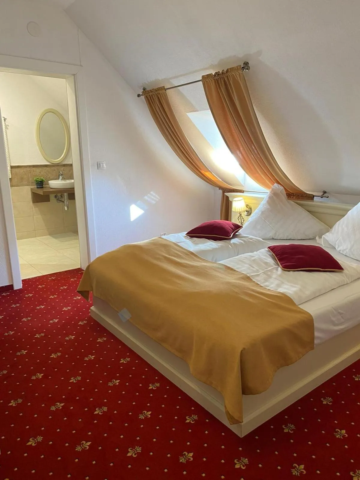 Bed in Palatul Brukenthal Avrig