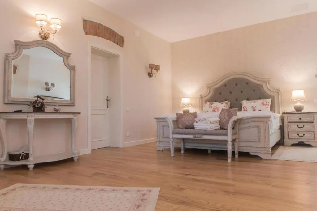 Bed in Palatul Brukenthal Avrig