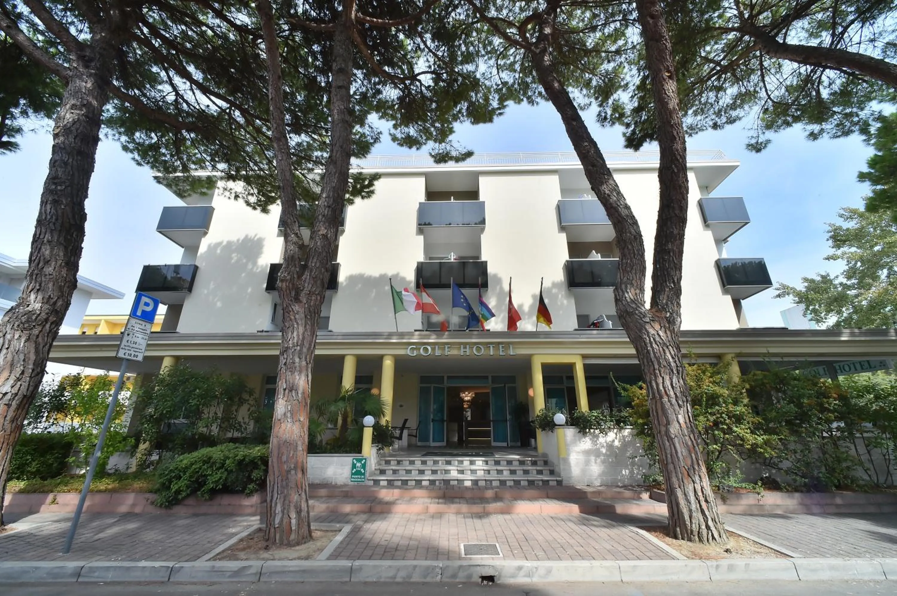 Property building in Hotel Golf ***S