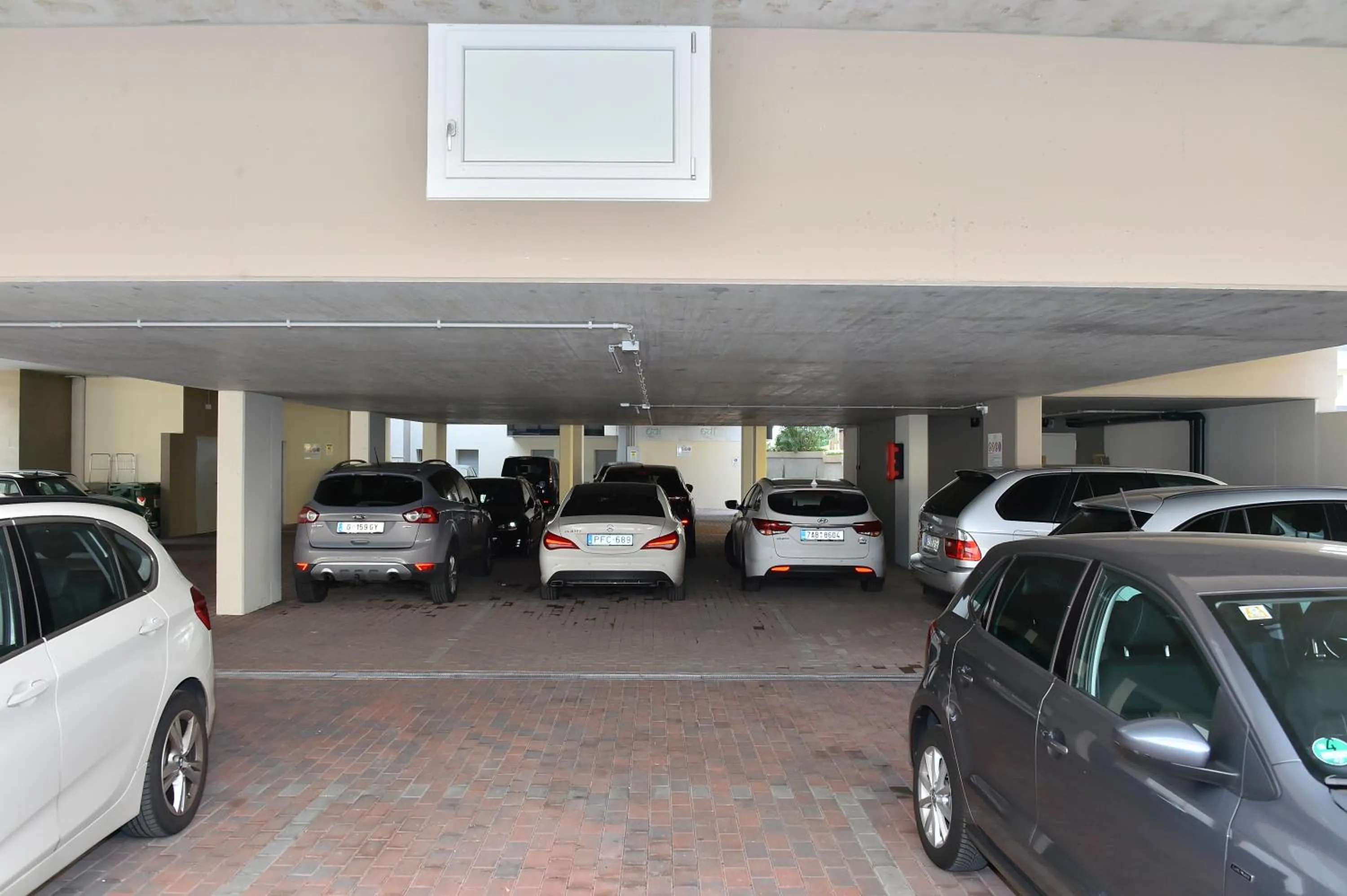 Parking in Hotel Golf ***S