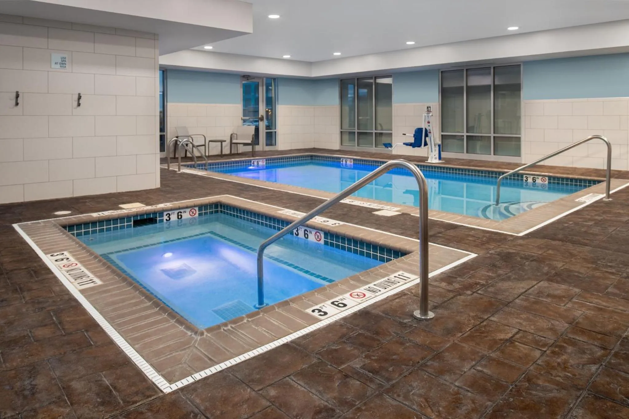 Spa and wellness centre/facilities in Holiday Inn Express Hotel & Suites Terre Haute by IHG