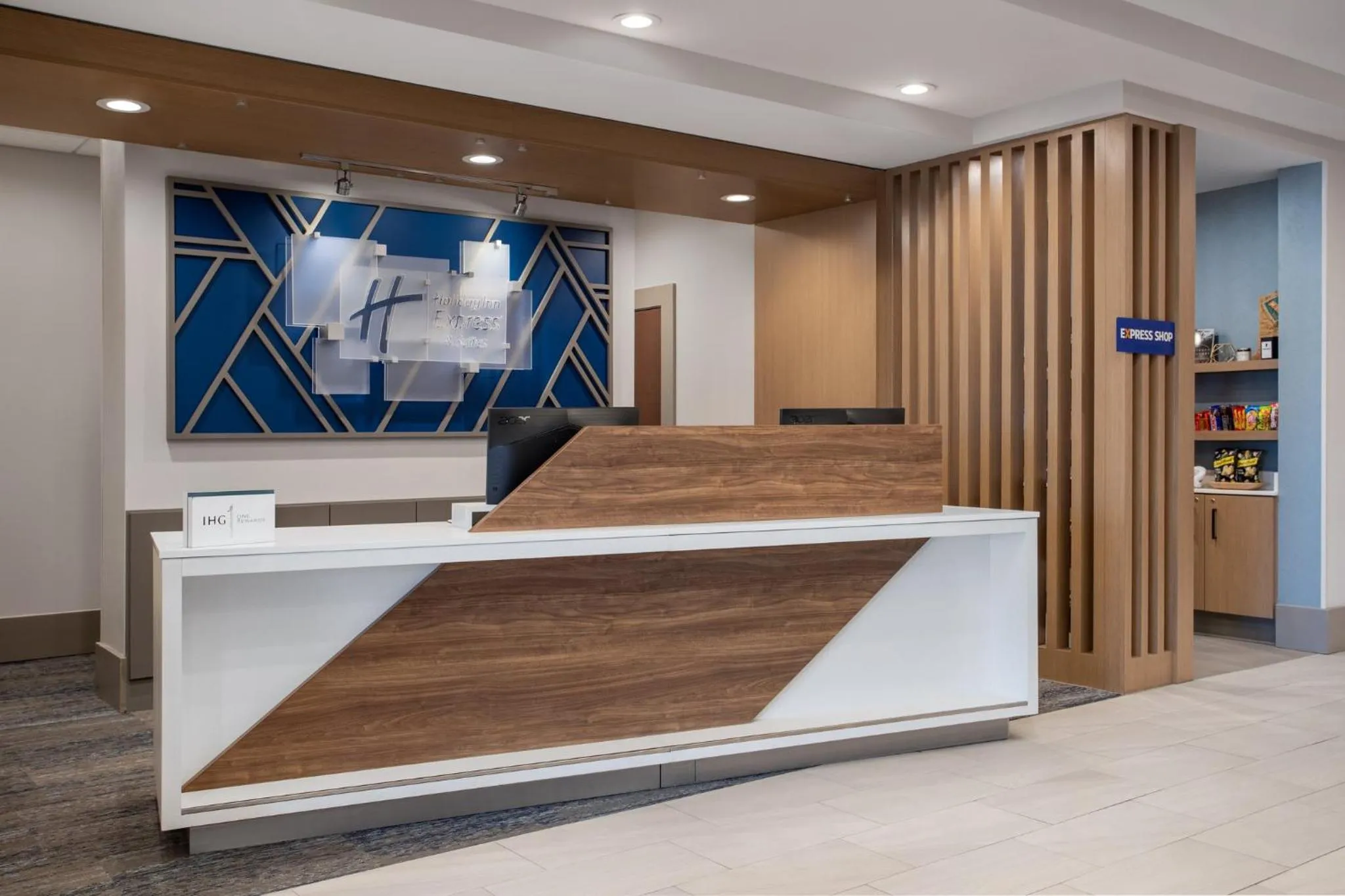 Property building in Holiday Inn Express Hotel & Suites Terre Haute by IHG