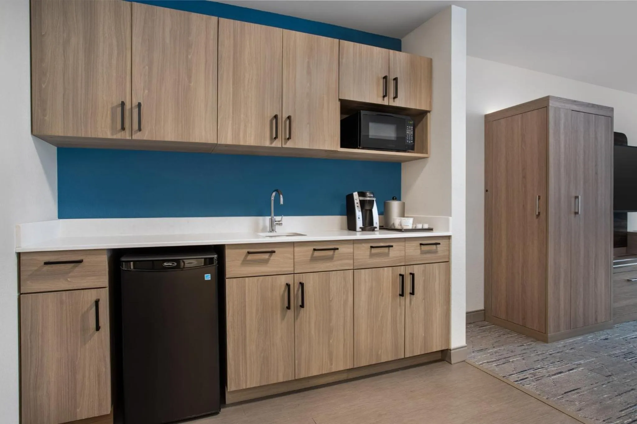 Photo of the whole room in Holiday Inn Express Hotel & Suites Terre Haute by IHG