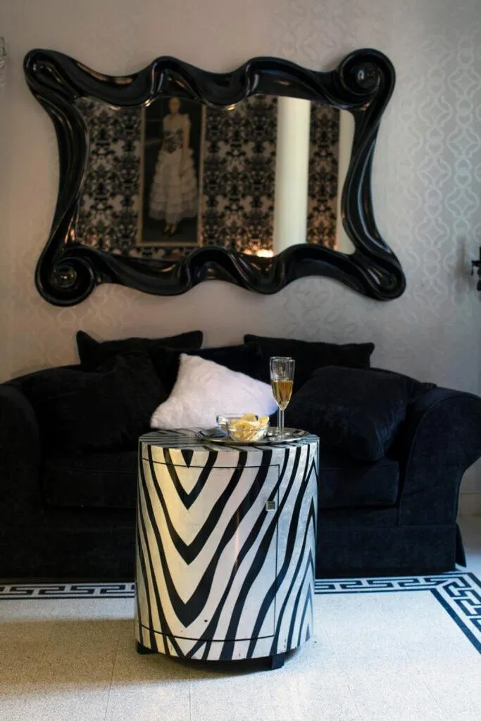 Decorative detail in Contessa Arrivabene Antica Dimora