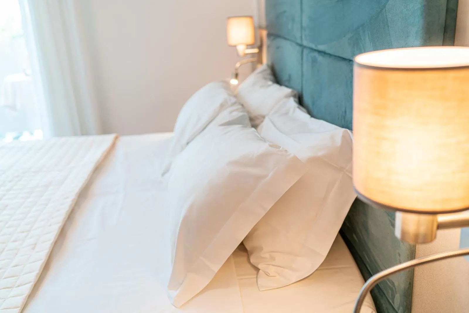 Bed in Hotel Pigalle