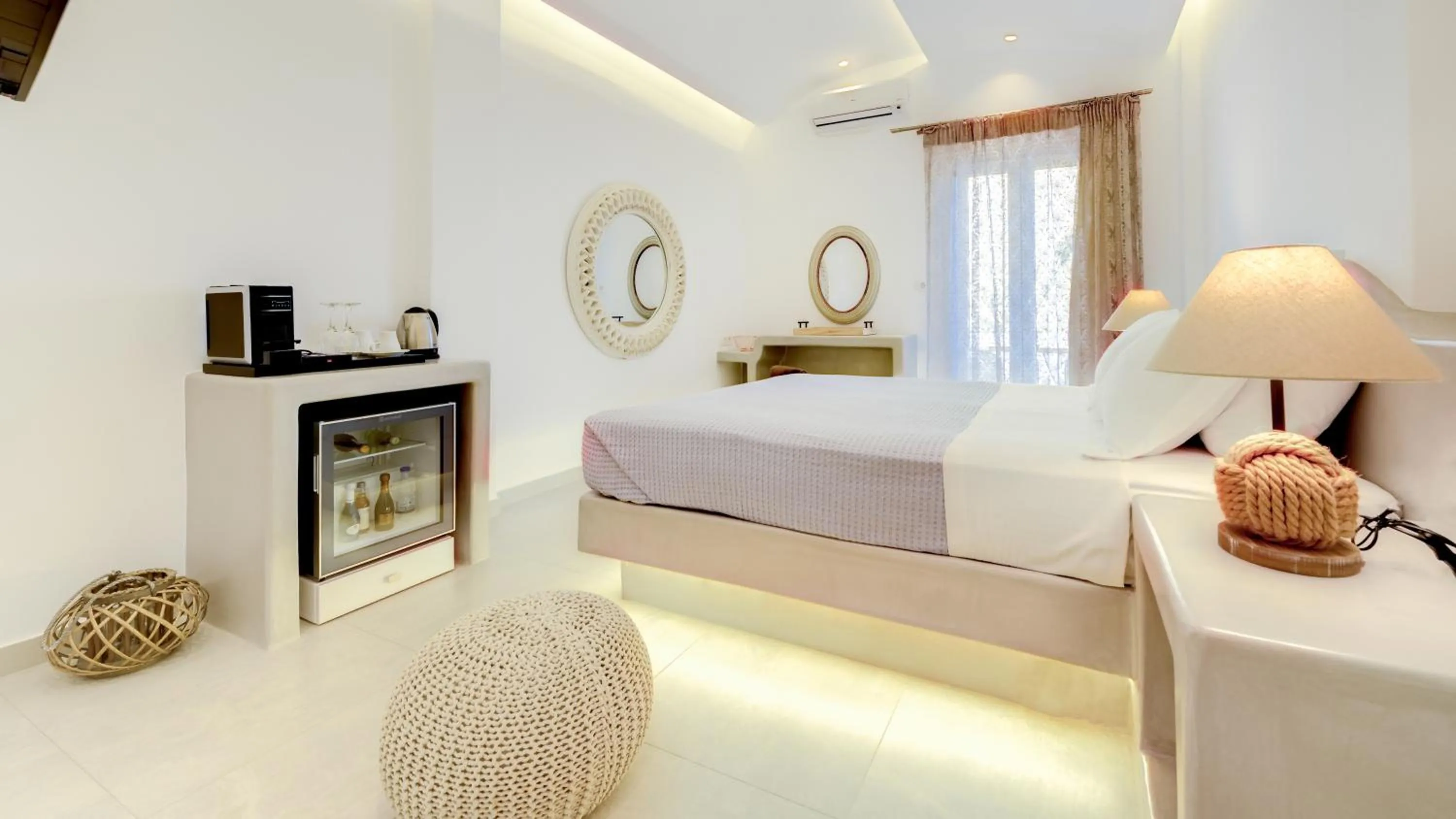 Bed in Emerald Collection Suites