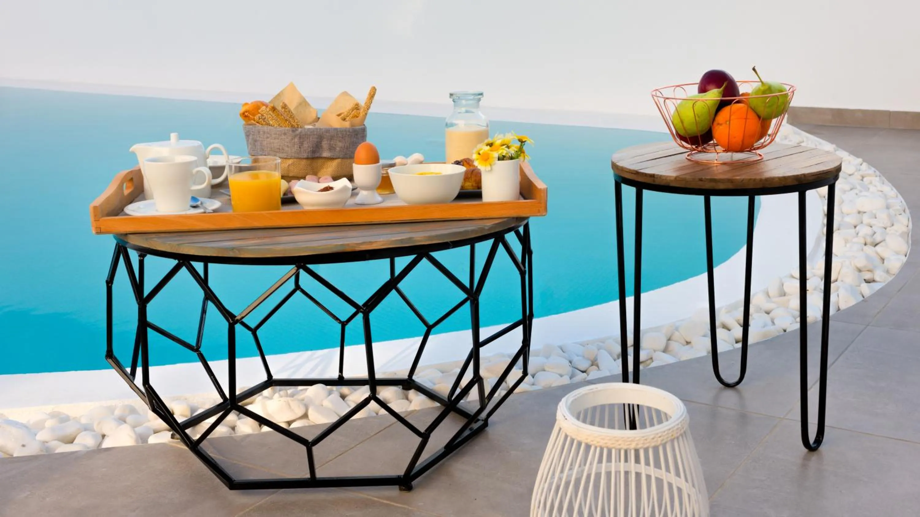 Breakfast in Emerald Collection Suites