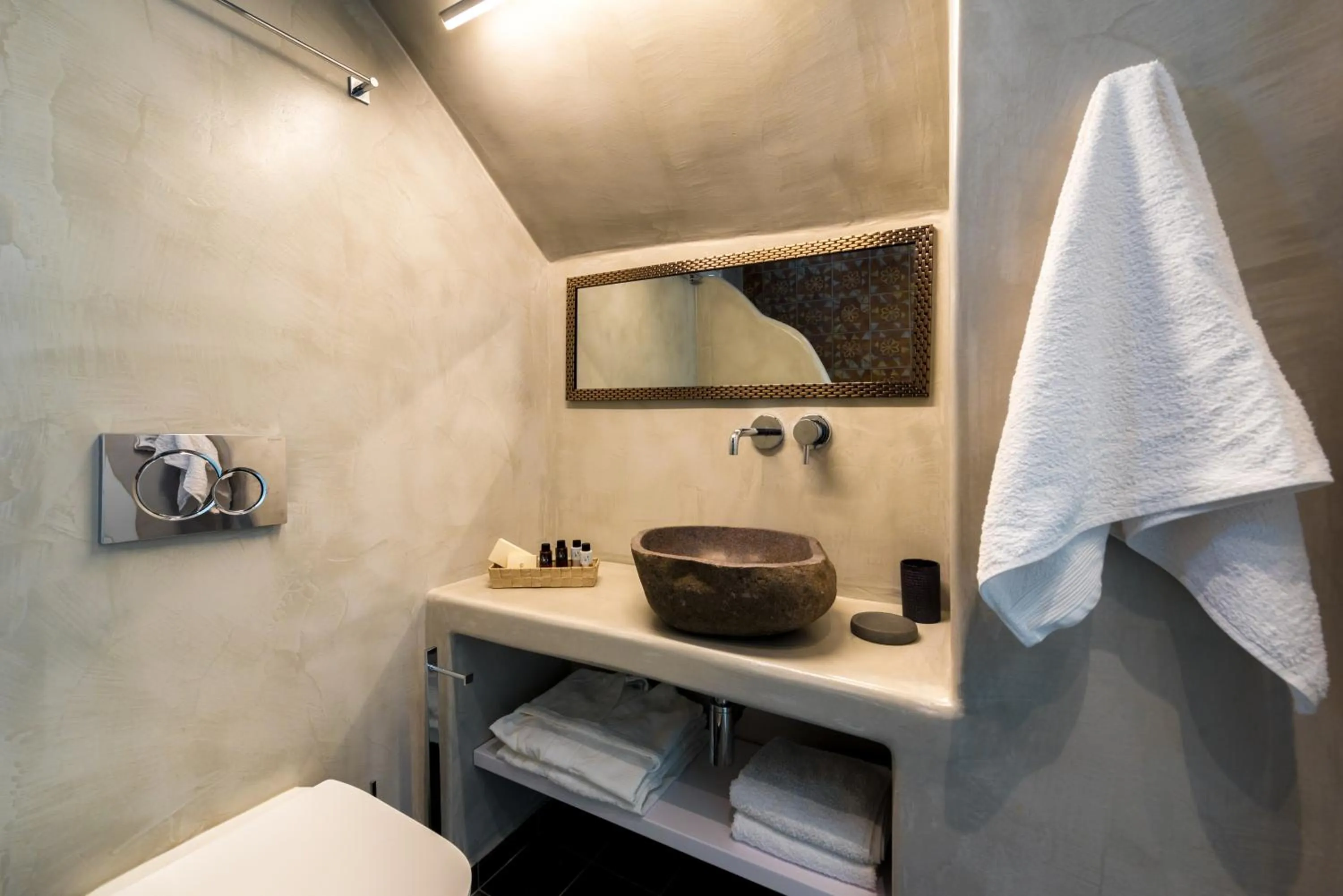 Bathroom in Emerald Collection Suites